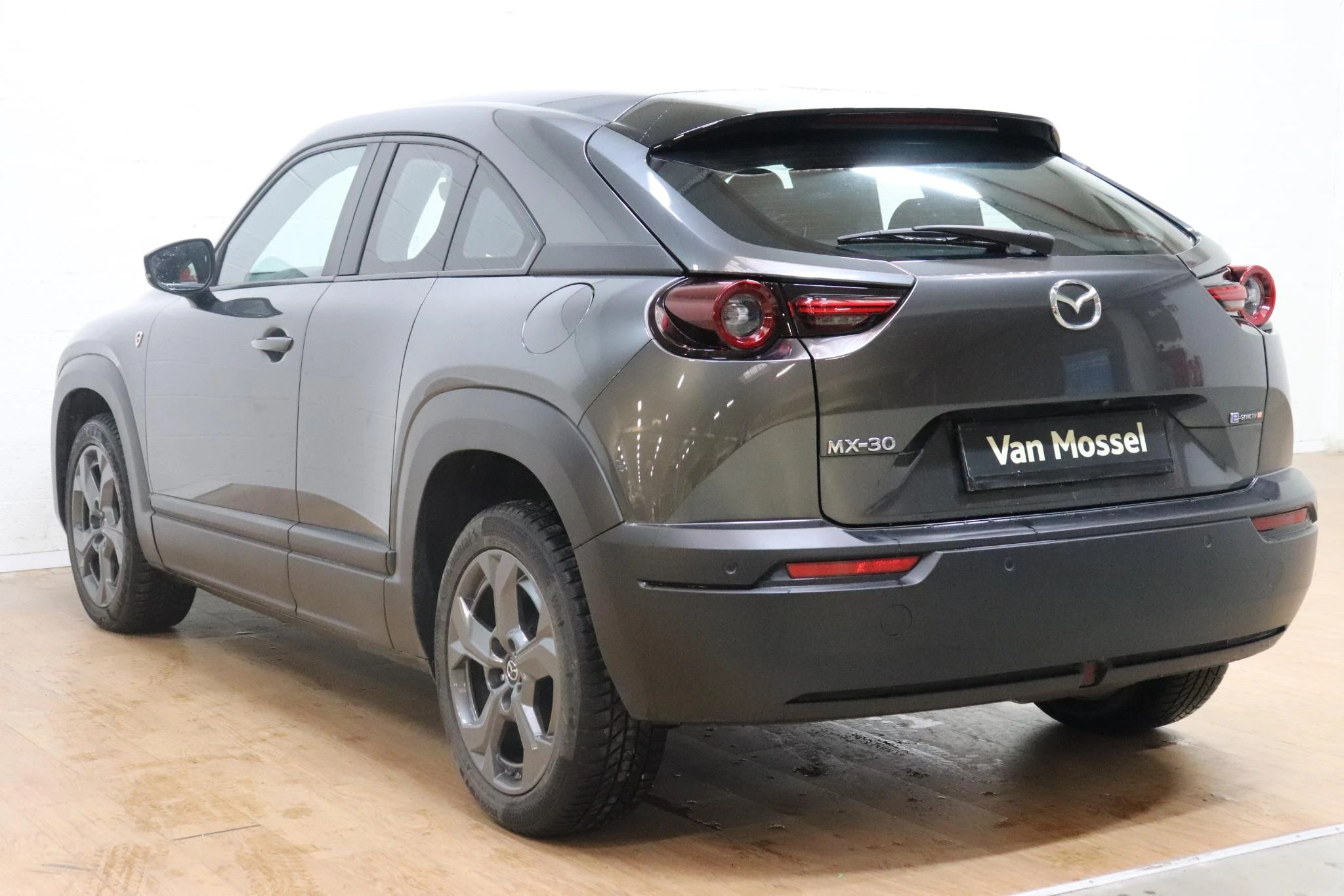 Mazda-MX-30-image-3