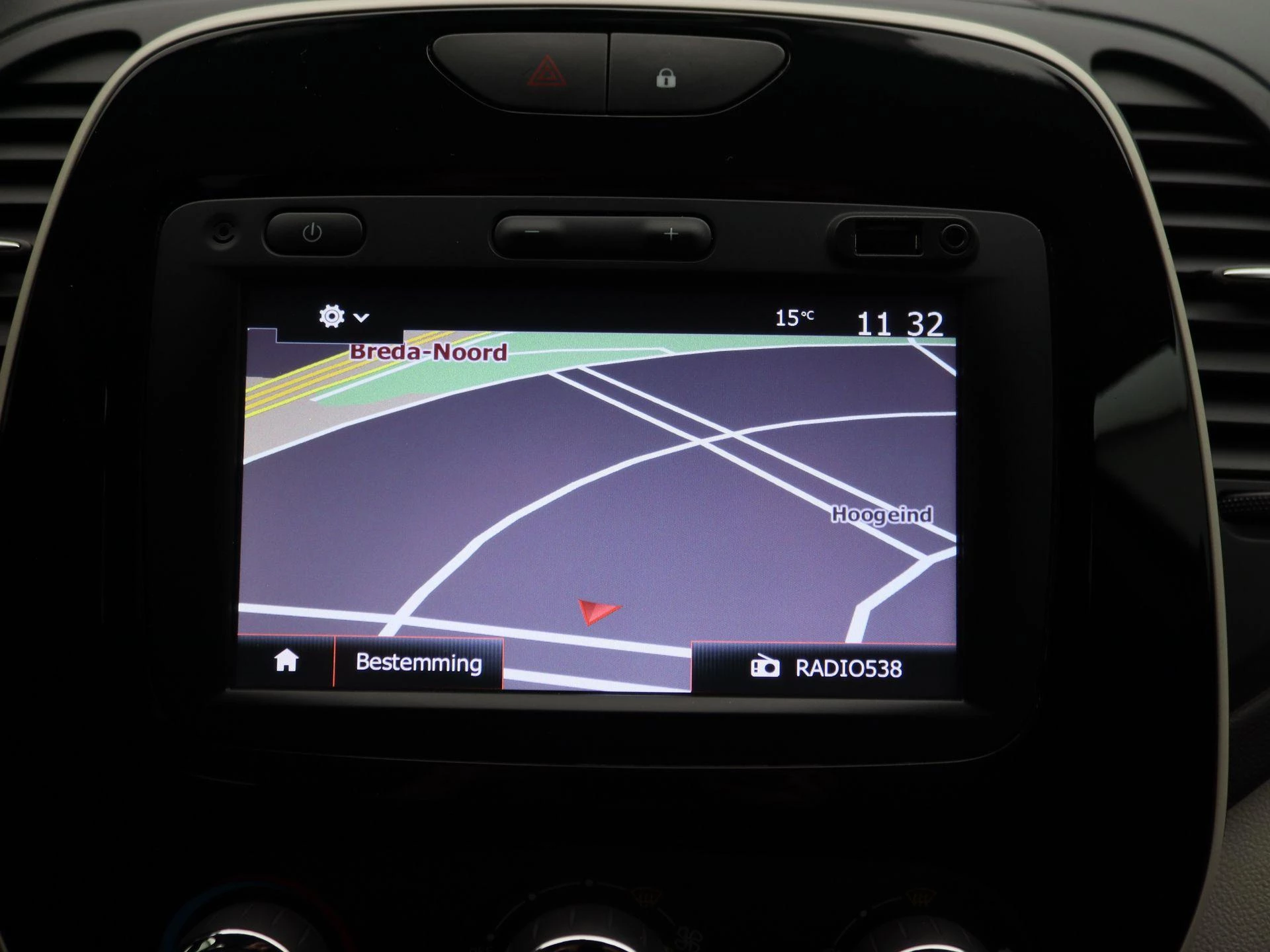Renault-Captur-image-8