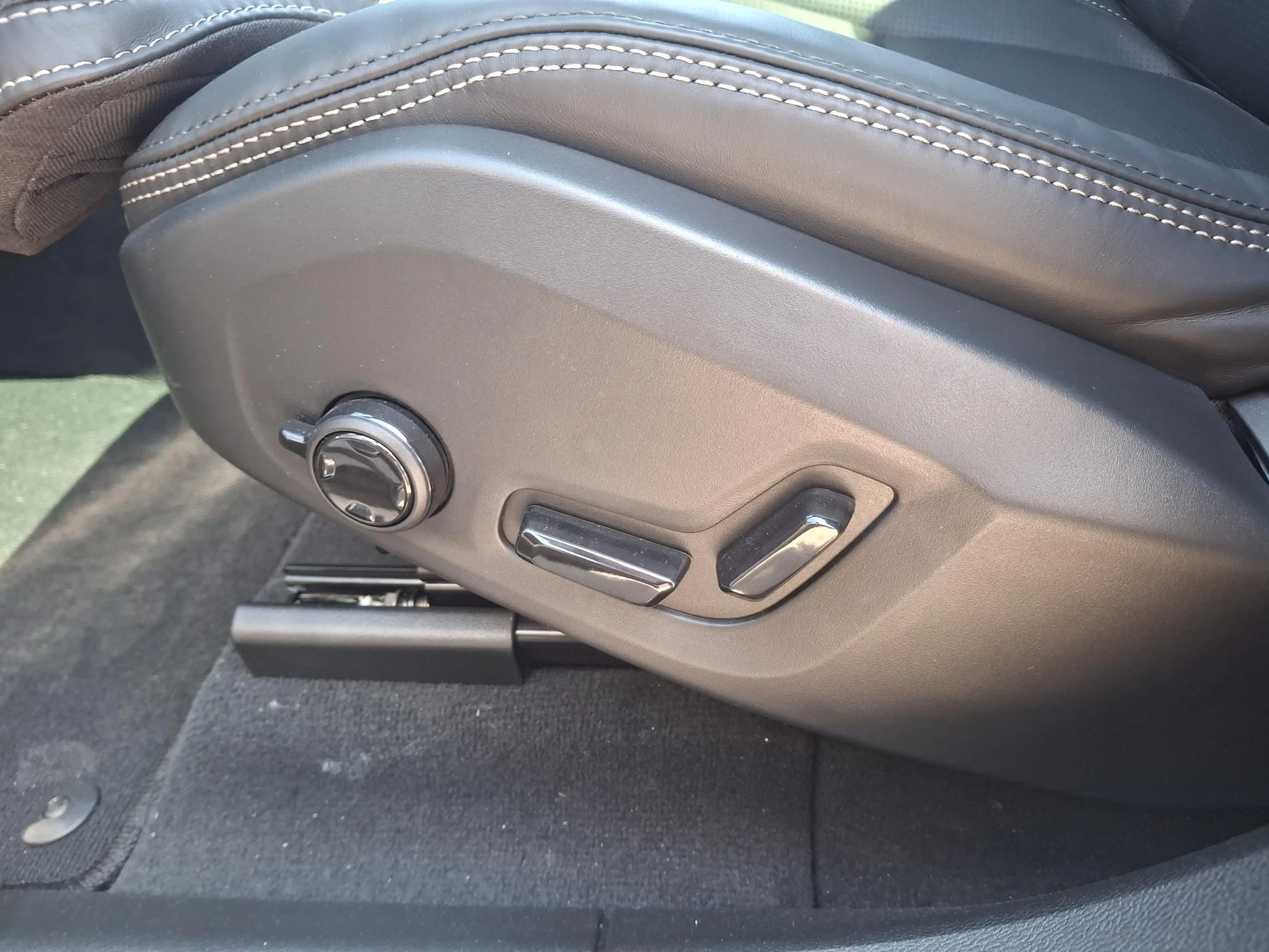 Volvo-XC60-image-6