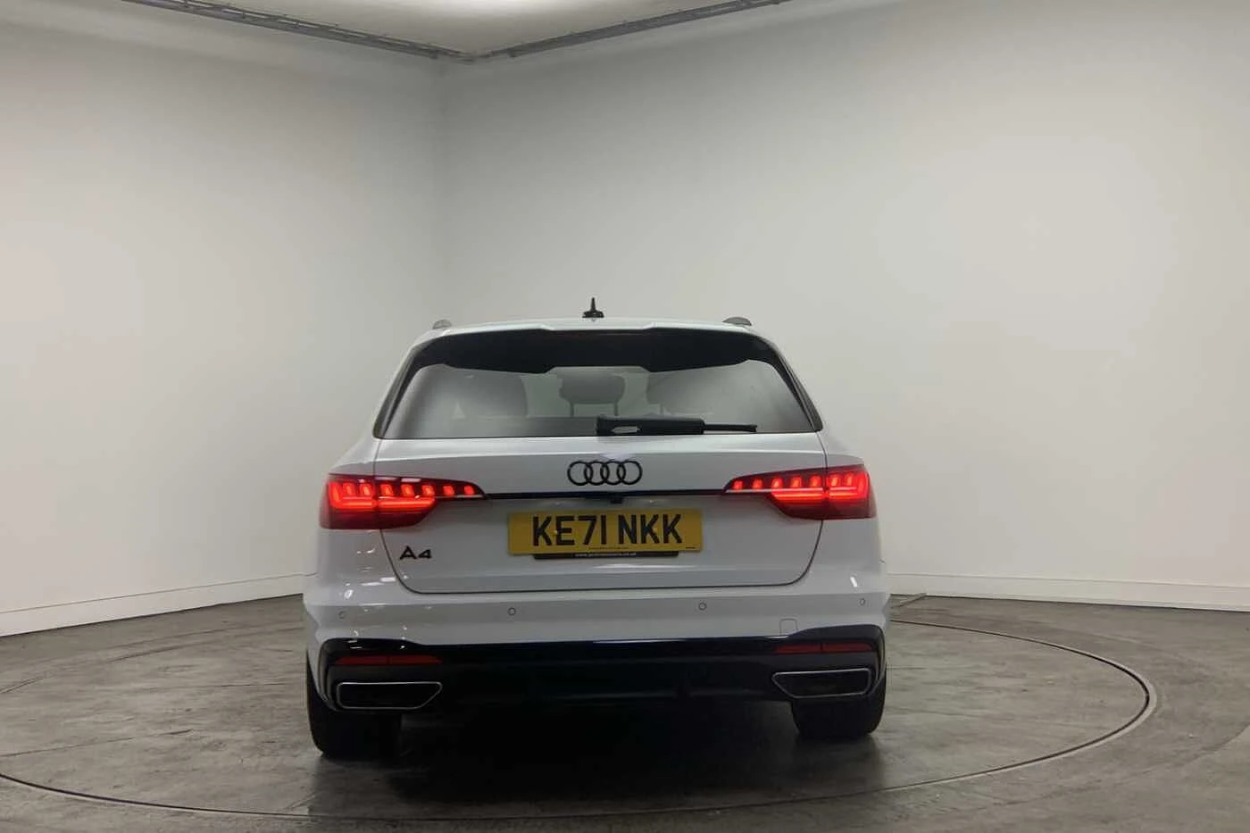 Audi-A4-image-10