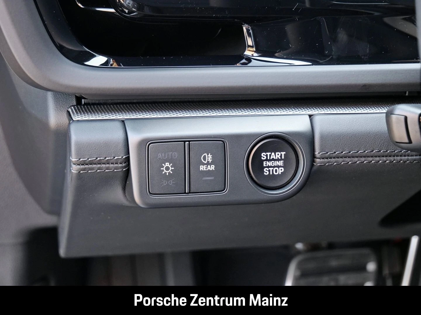 Porsche-Panamera-image-26