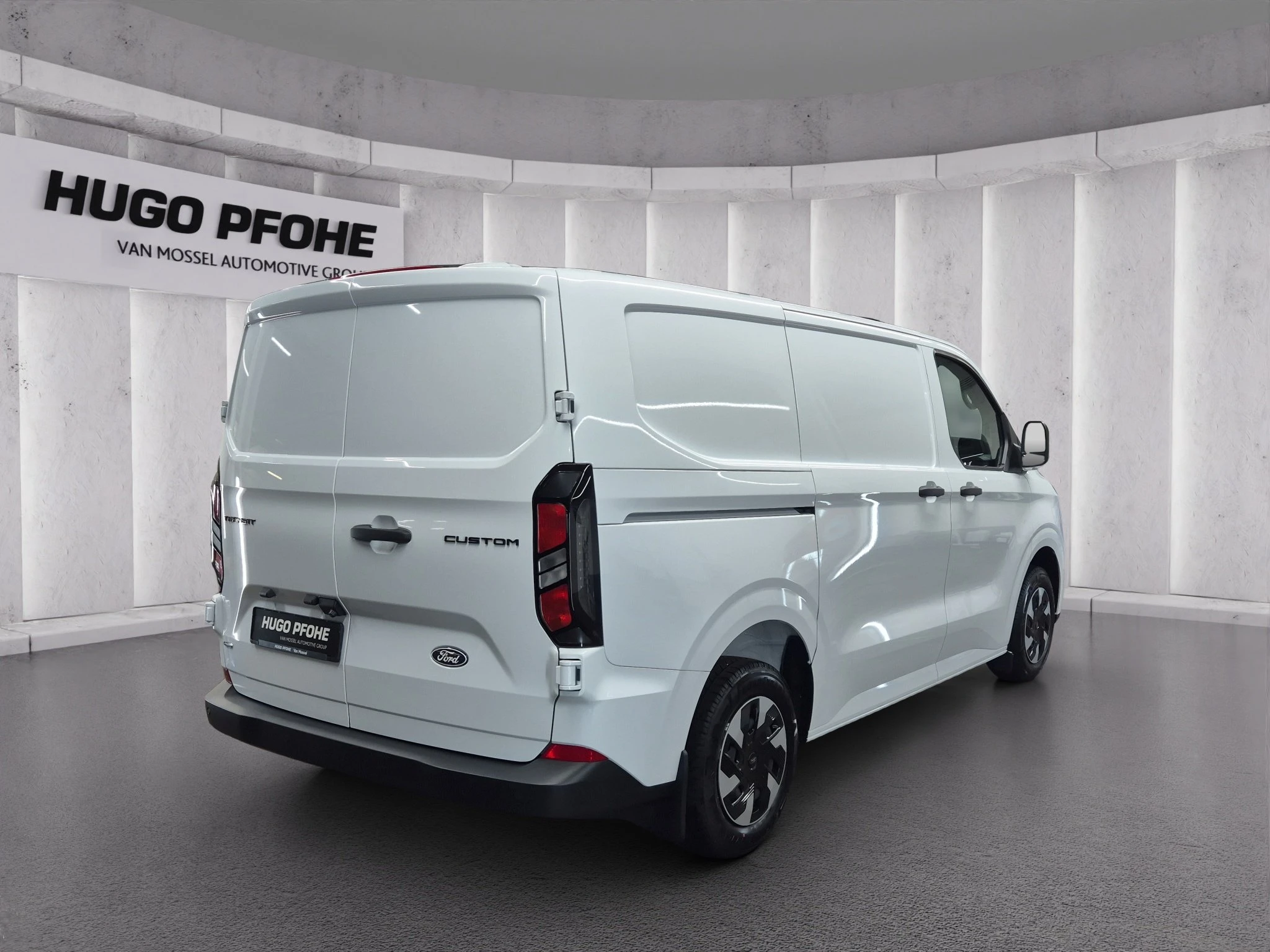 Ford-Transit Custom-image-4