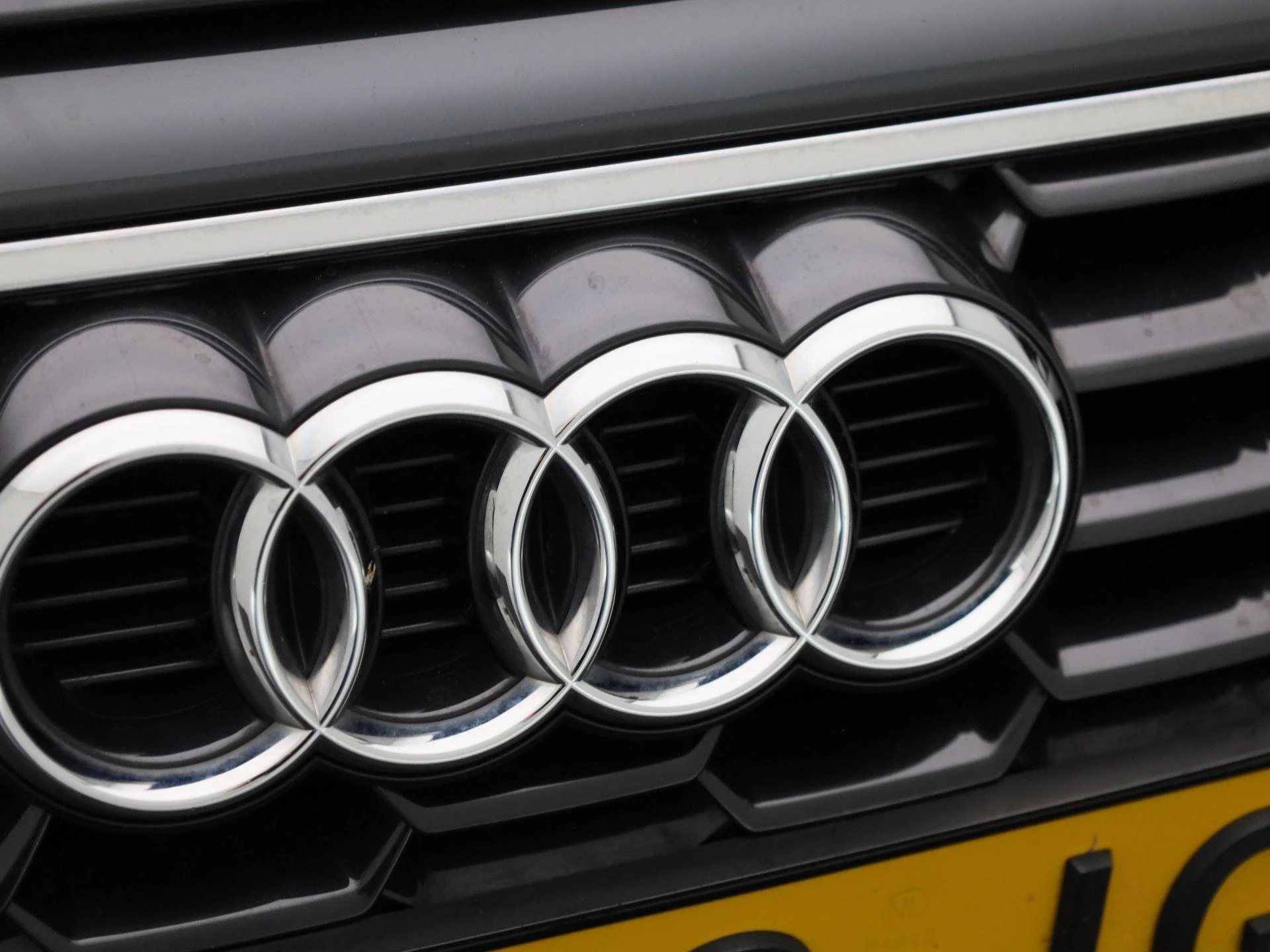 Audi A3 Limousine 30 TFSI Business edition