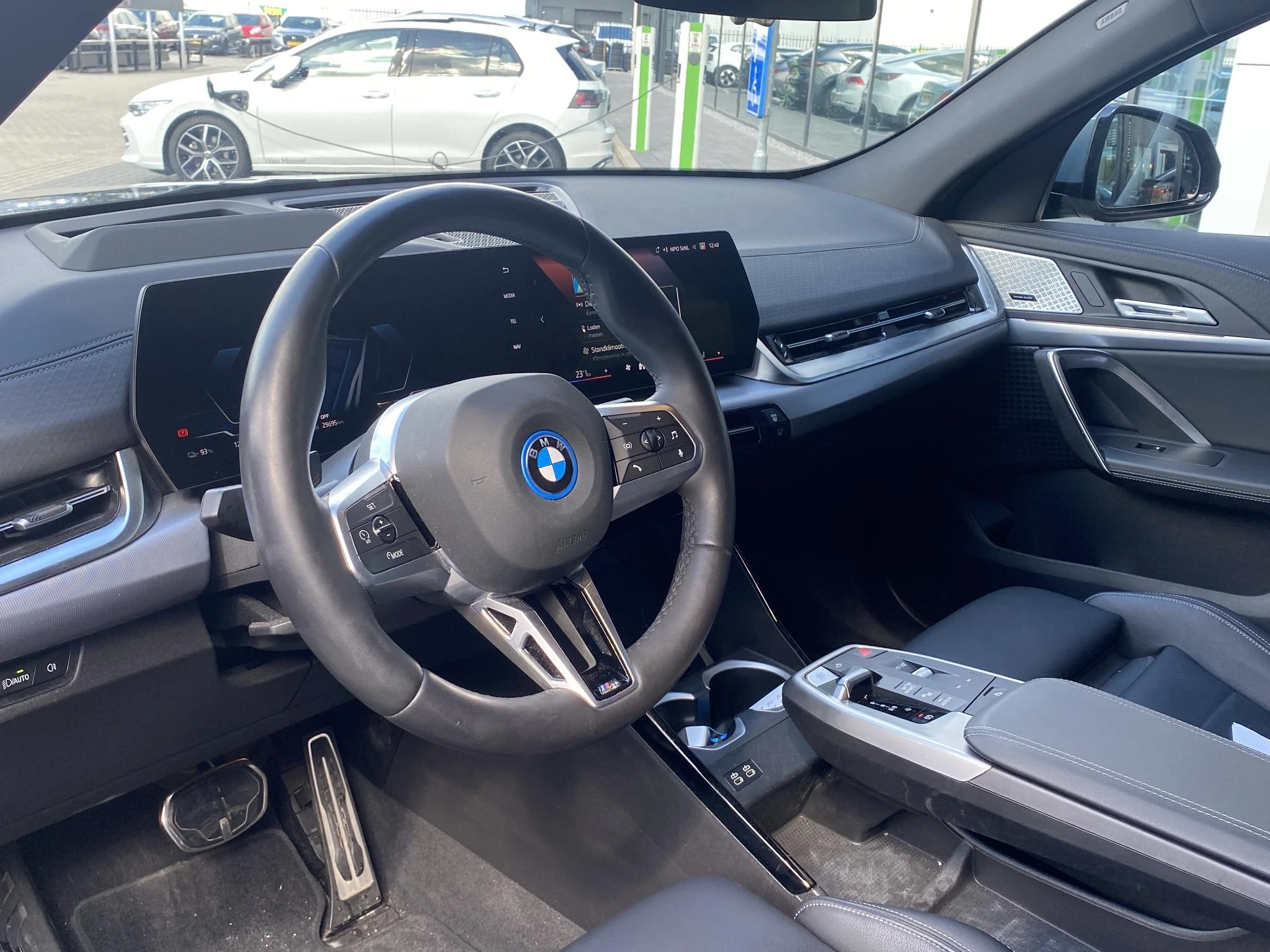 BMW-iX2-image-3