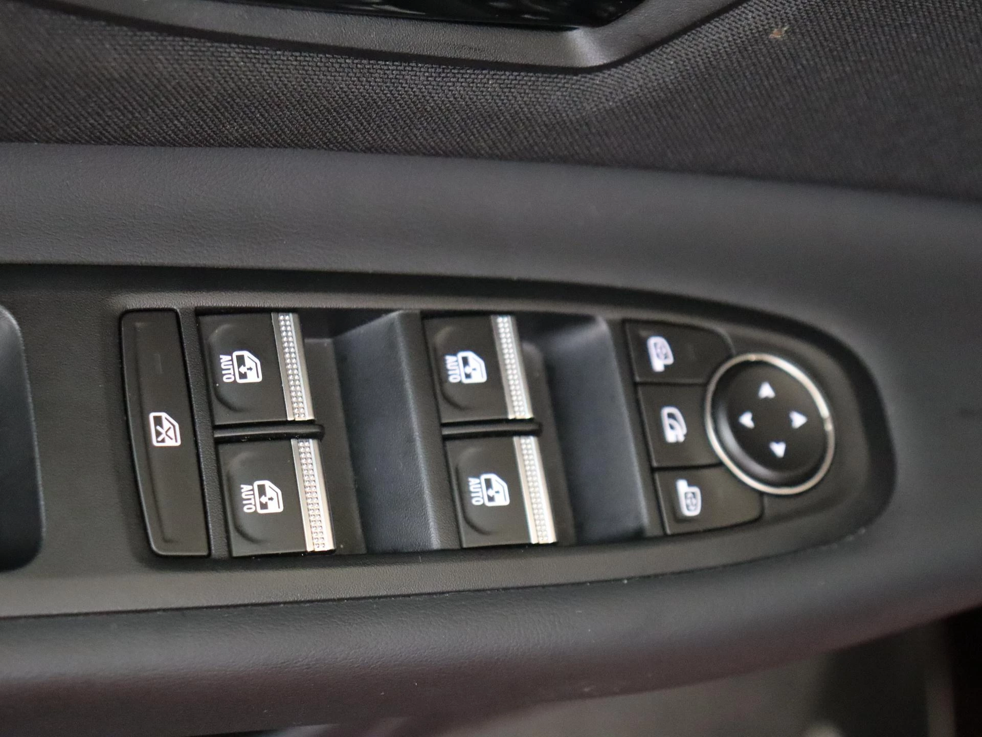 Nissan-Micra-image-29