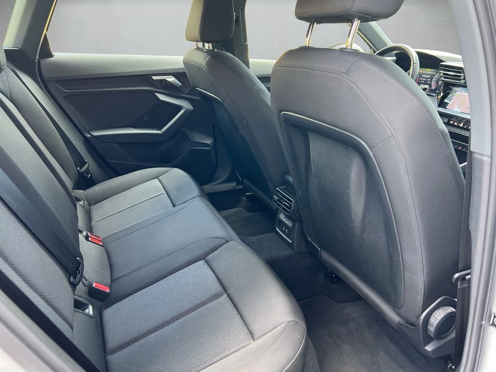 Audi A3 Sportback S line 30 TFSI S tronic *Navi*LED*