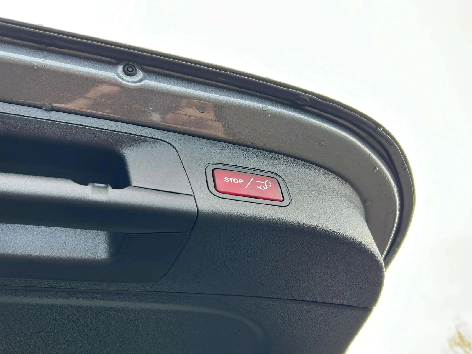 Mercedes-Benz-EQA-image-20