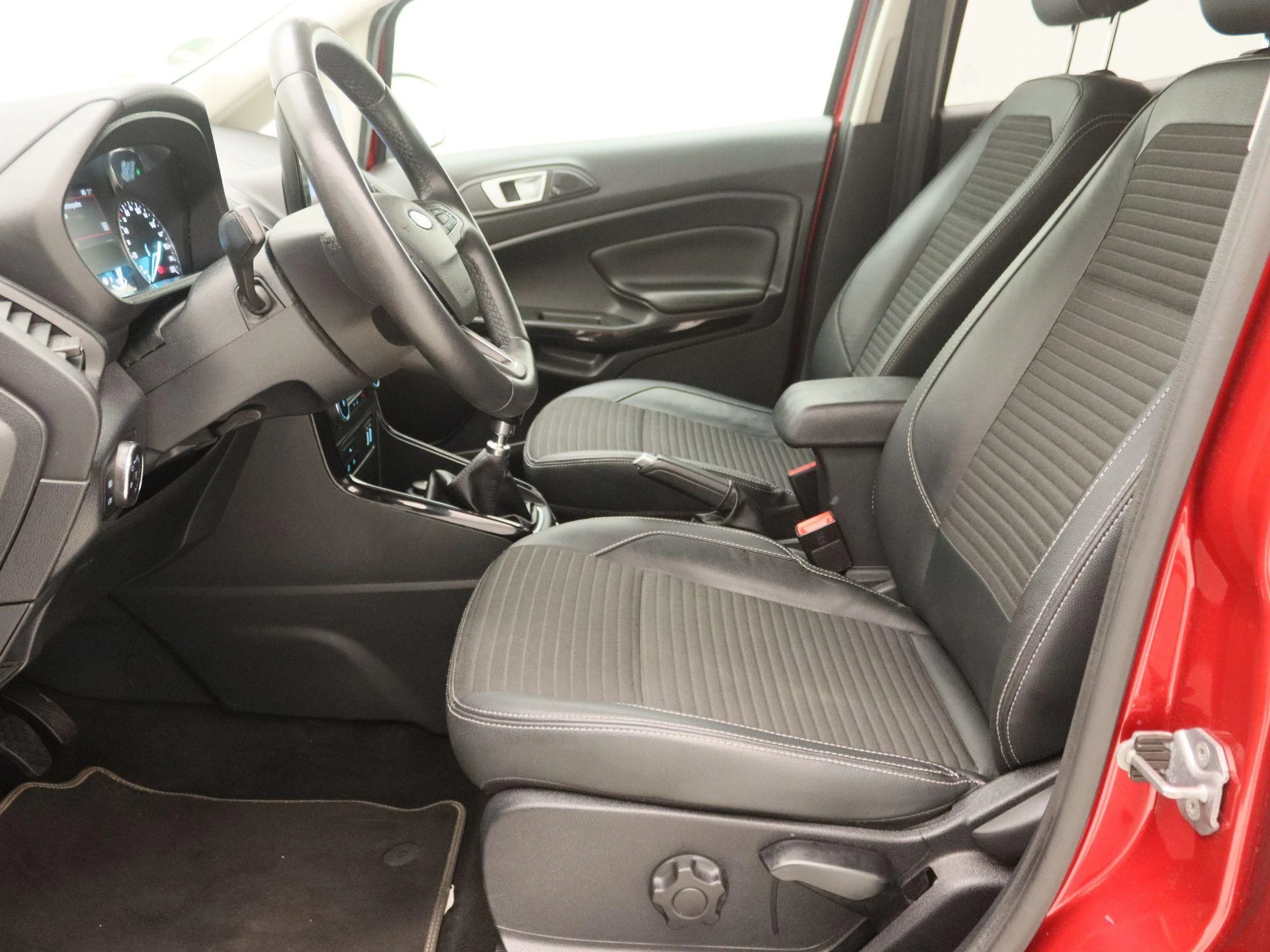 Ford-EcoSport-image-11