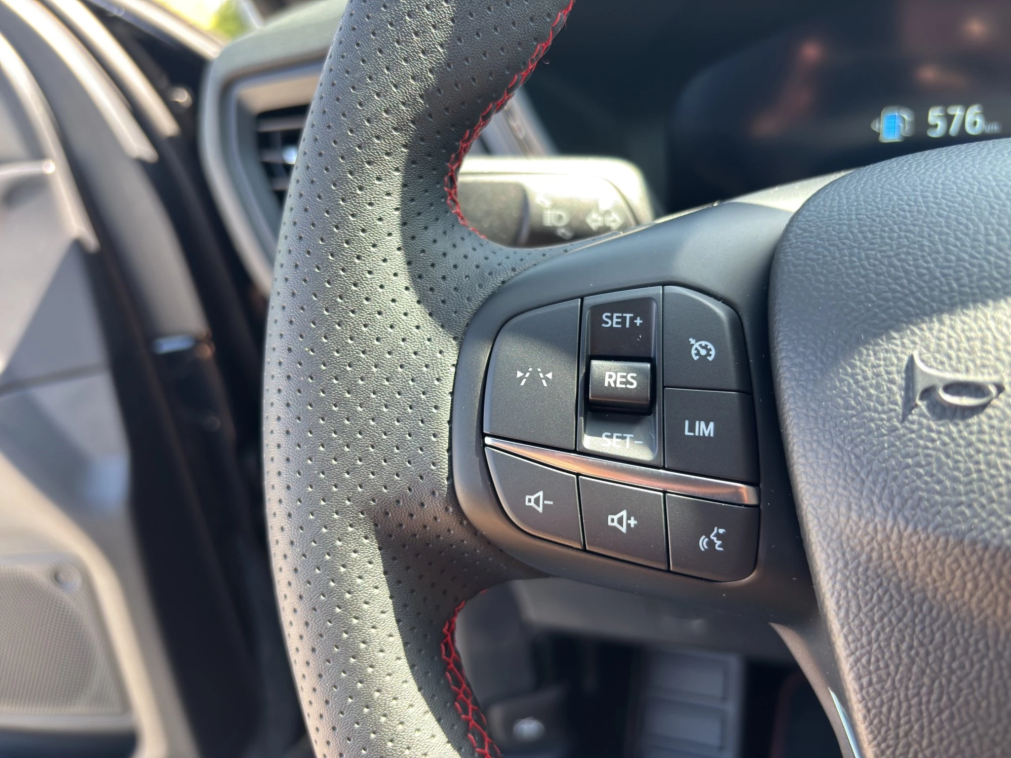 Ford Kuga ST-Line Aut.*KAM*LED-MATRIX*NAVI*GRA*WINTER-PKT.