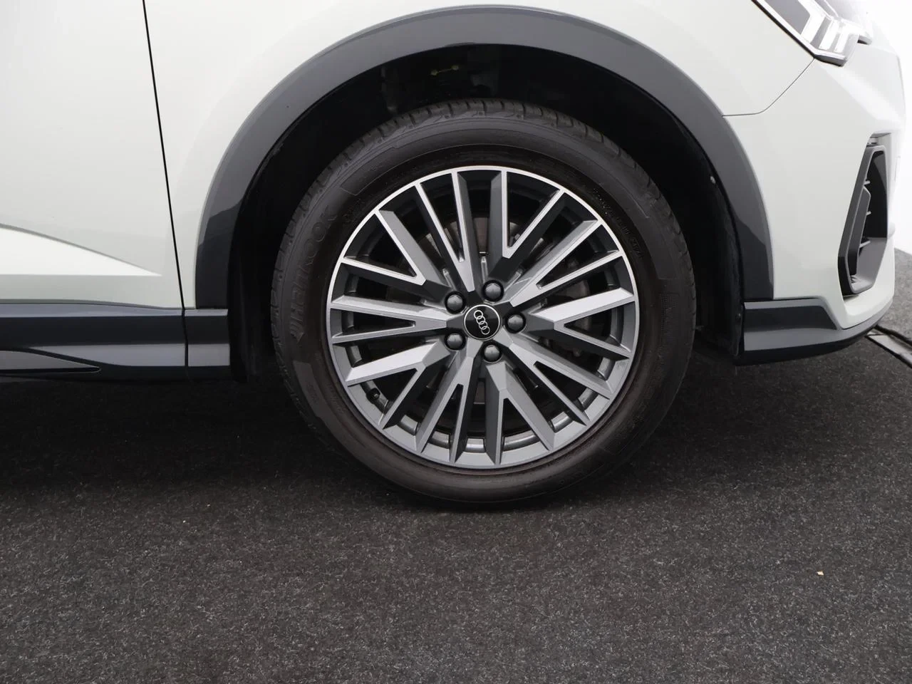 Audi-Q3-image-2
