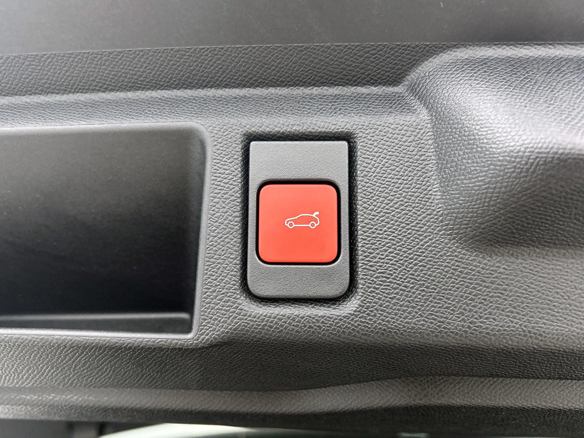 Opel-Grandland-image-23