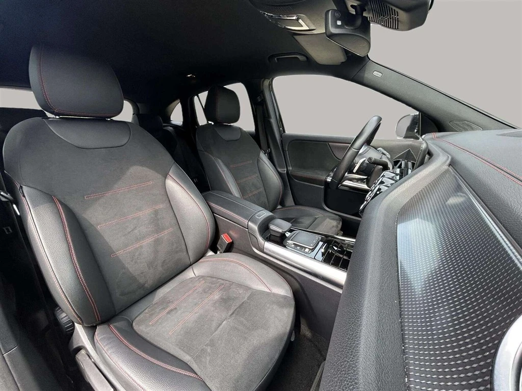 Mercedes-Benz-EQA-image-18