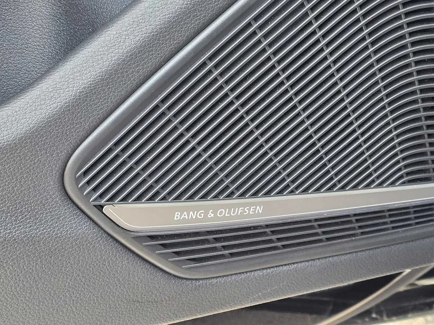 Audi-RS4-image-42