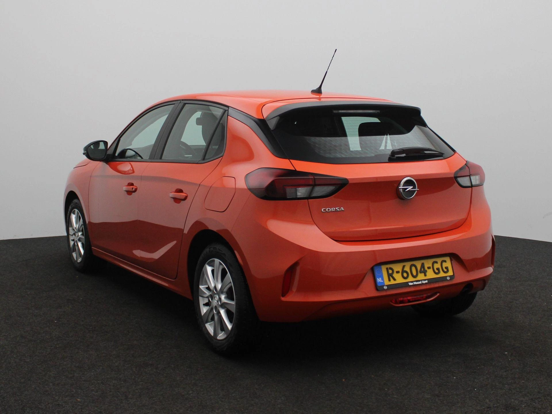 Opel-Corsa-image-1
