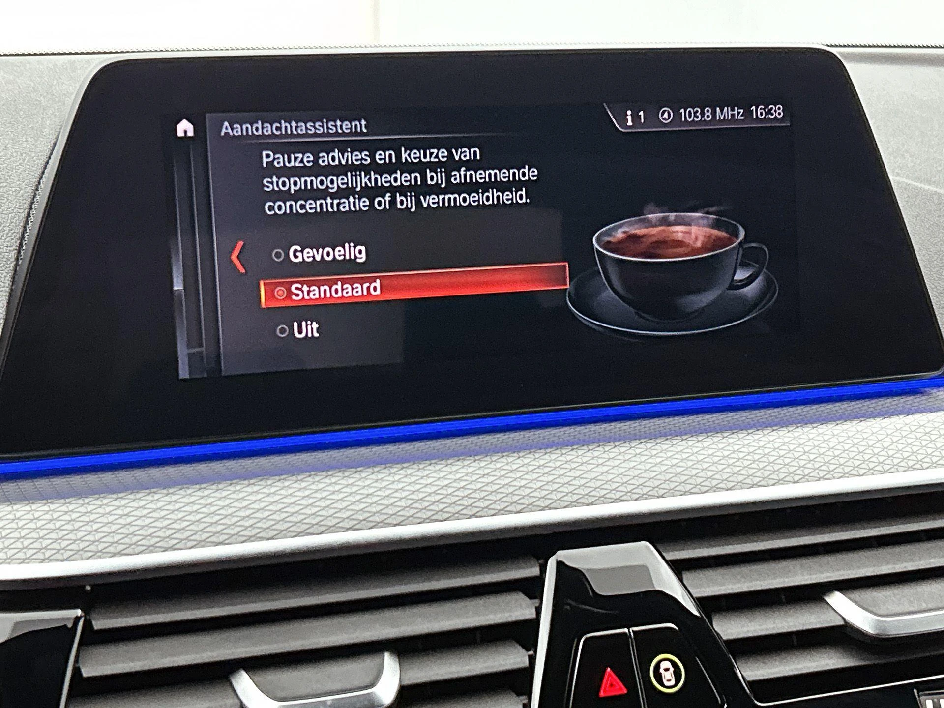 BMW-5 Serie-image-15