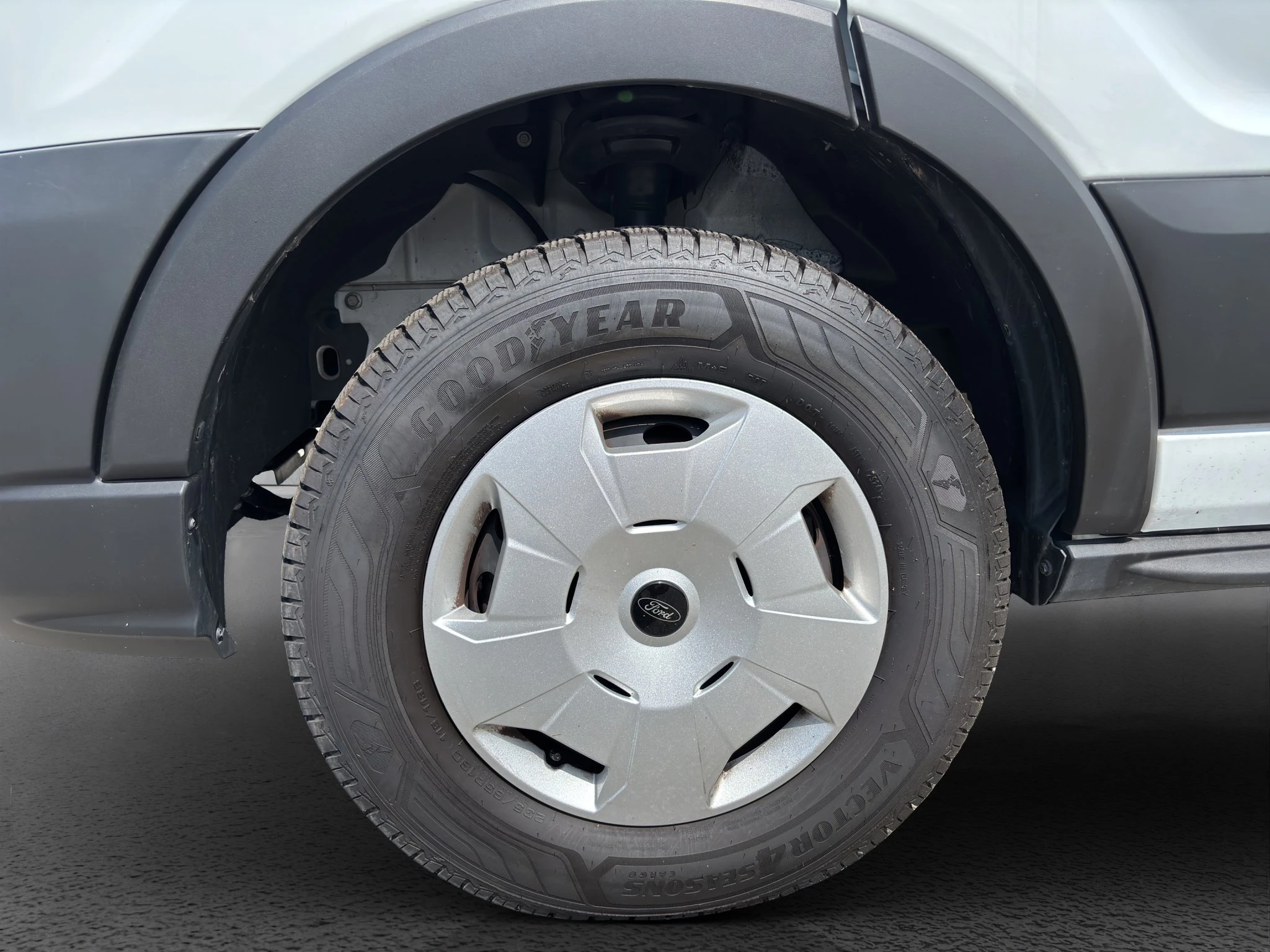 Ford-Transit-image-5
