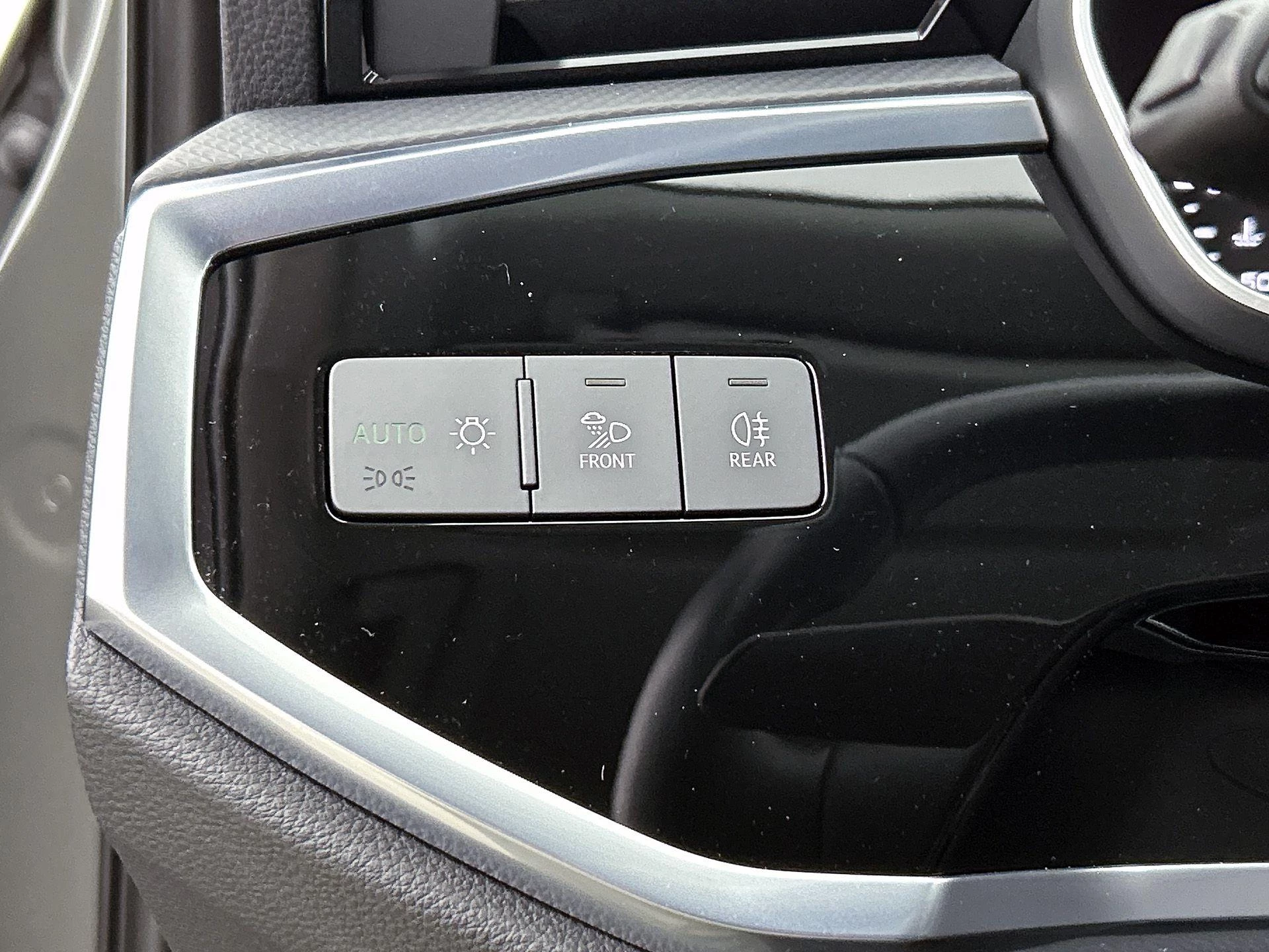 Audi-Q3-image-23
