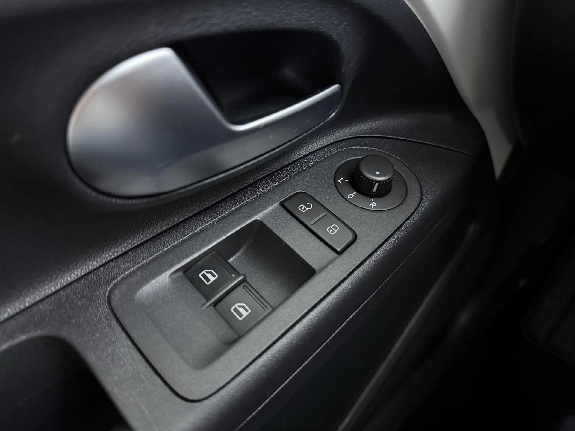 SEAT-Mii-image-11