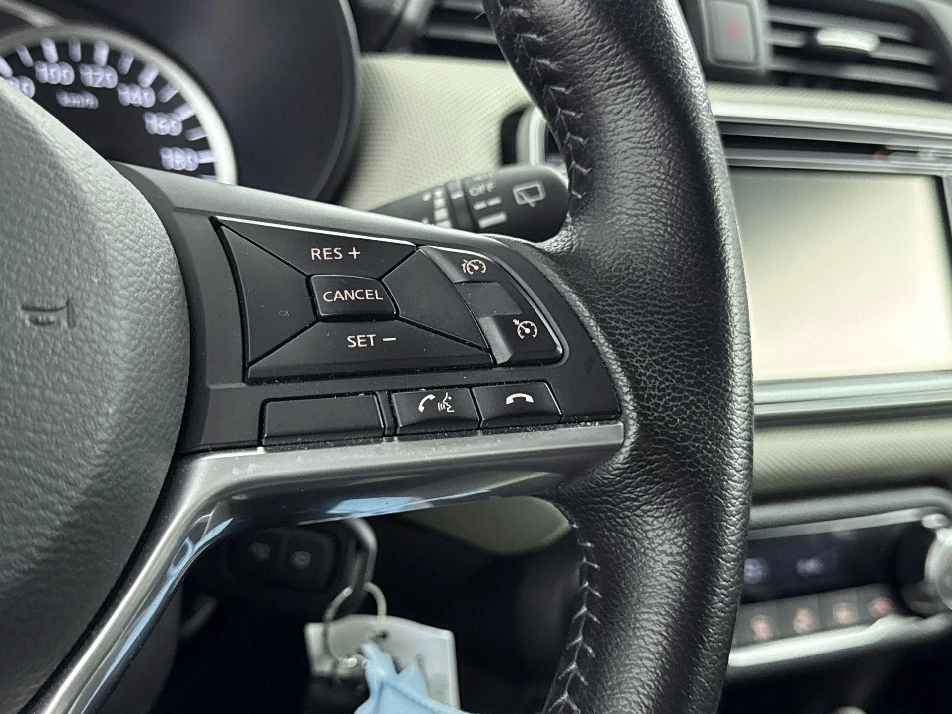 Nissan-Micra-image-8