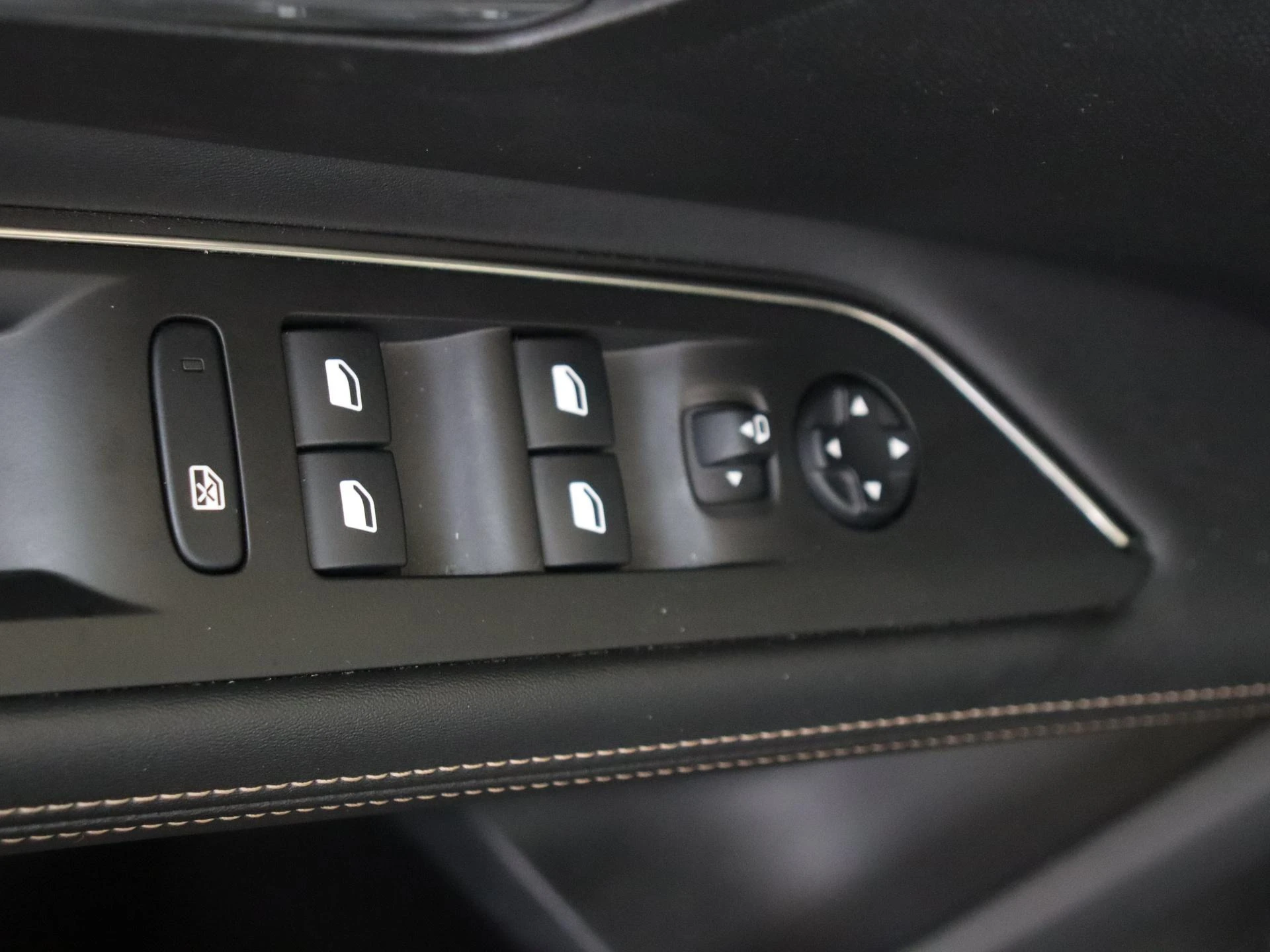Peugeot-3008-image-25