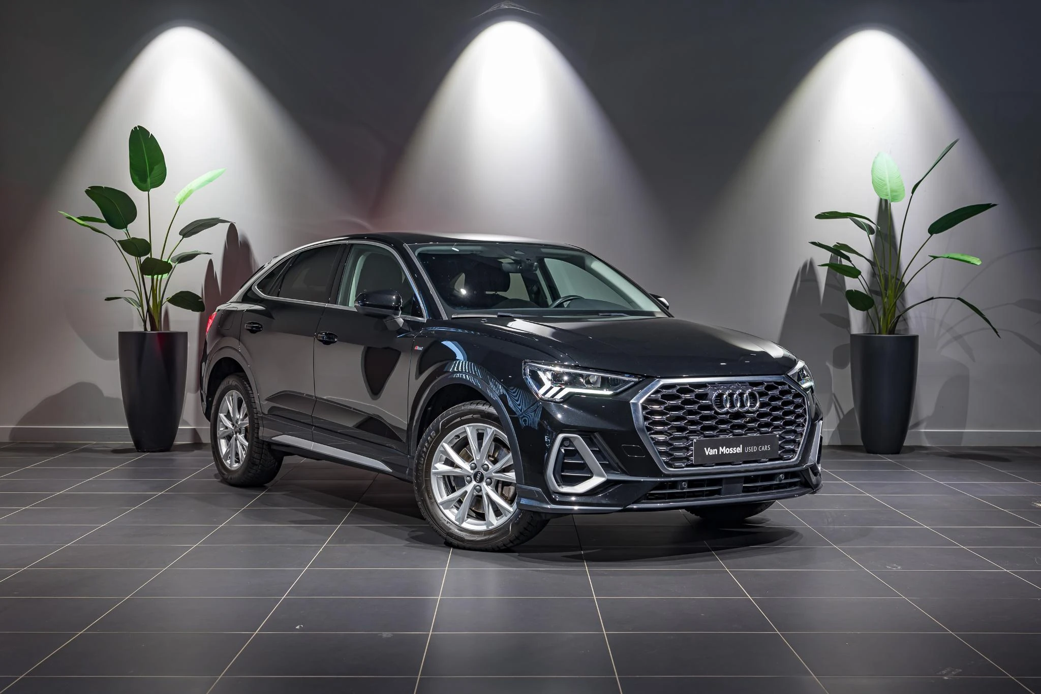 Audi-Q3-image-2