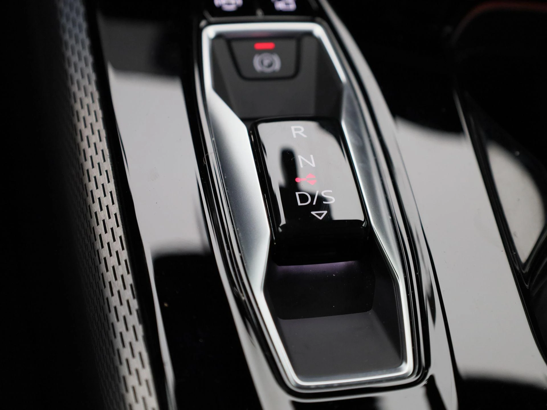 Audi A5 Avant 2.0 e-hybrid quattro S edition Competition
