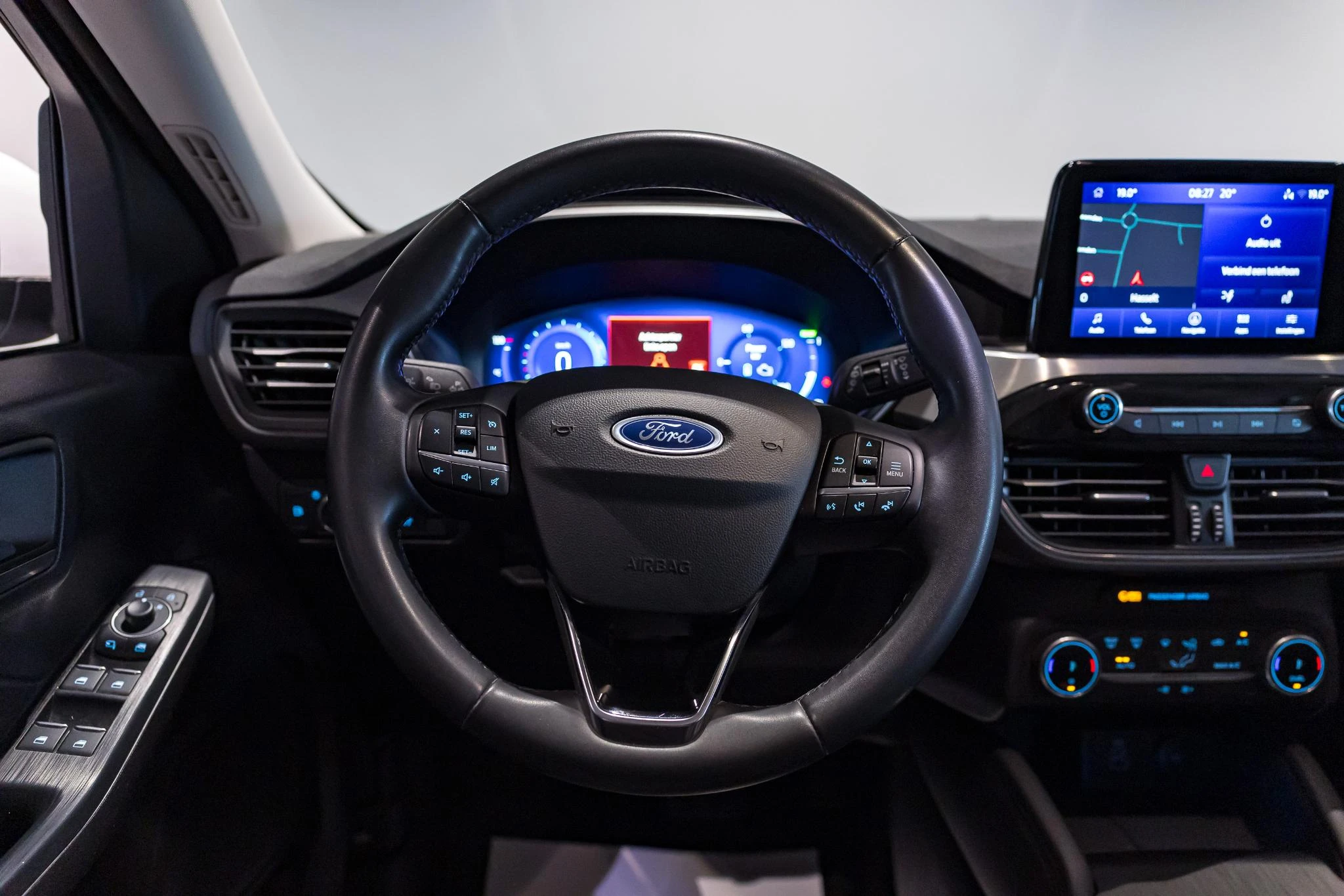 Ford-Kuga-image-18