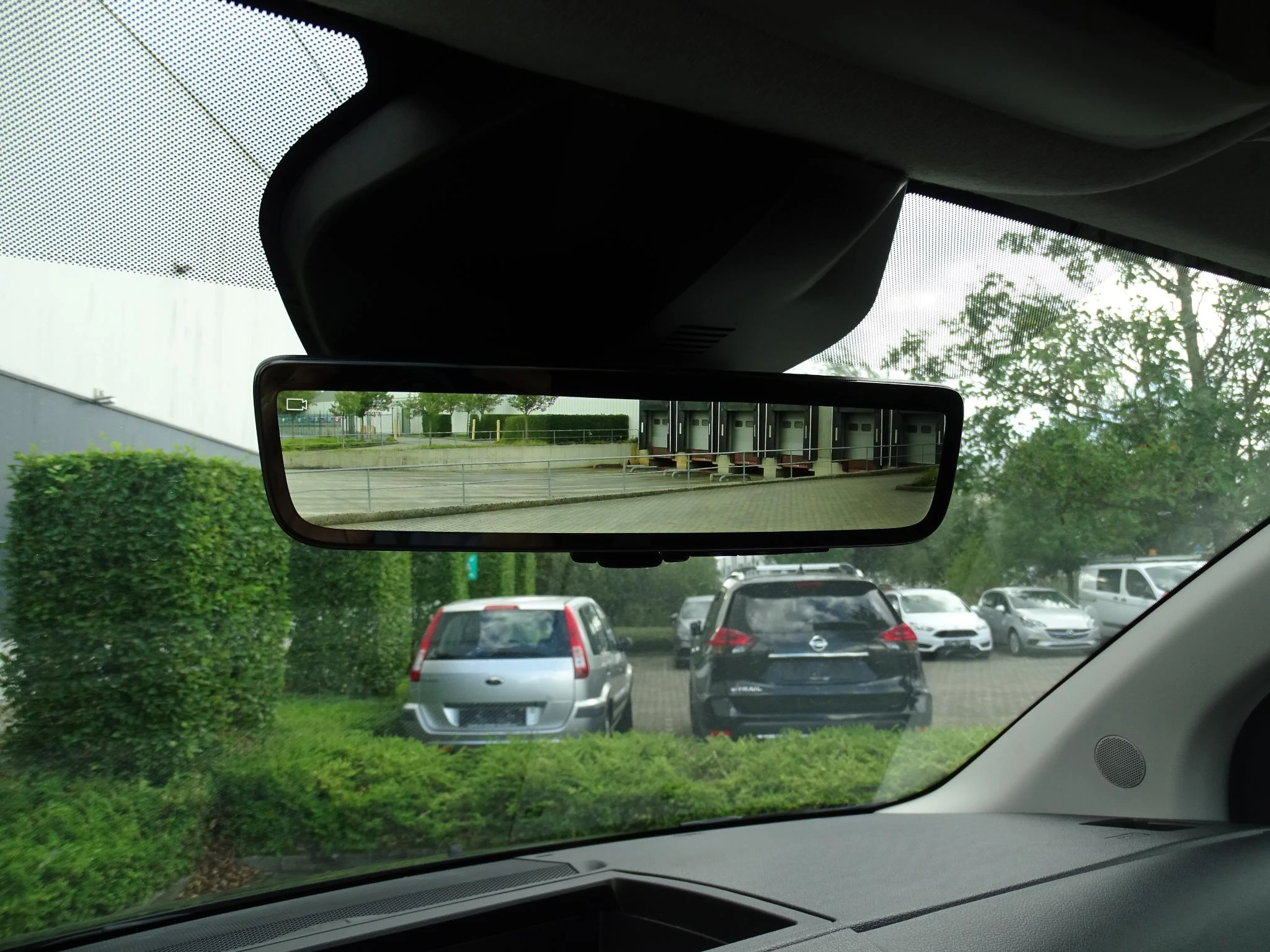 Opel-Vivaro-image-17