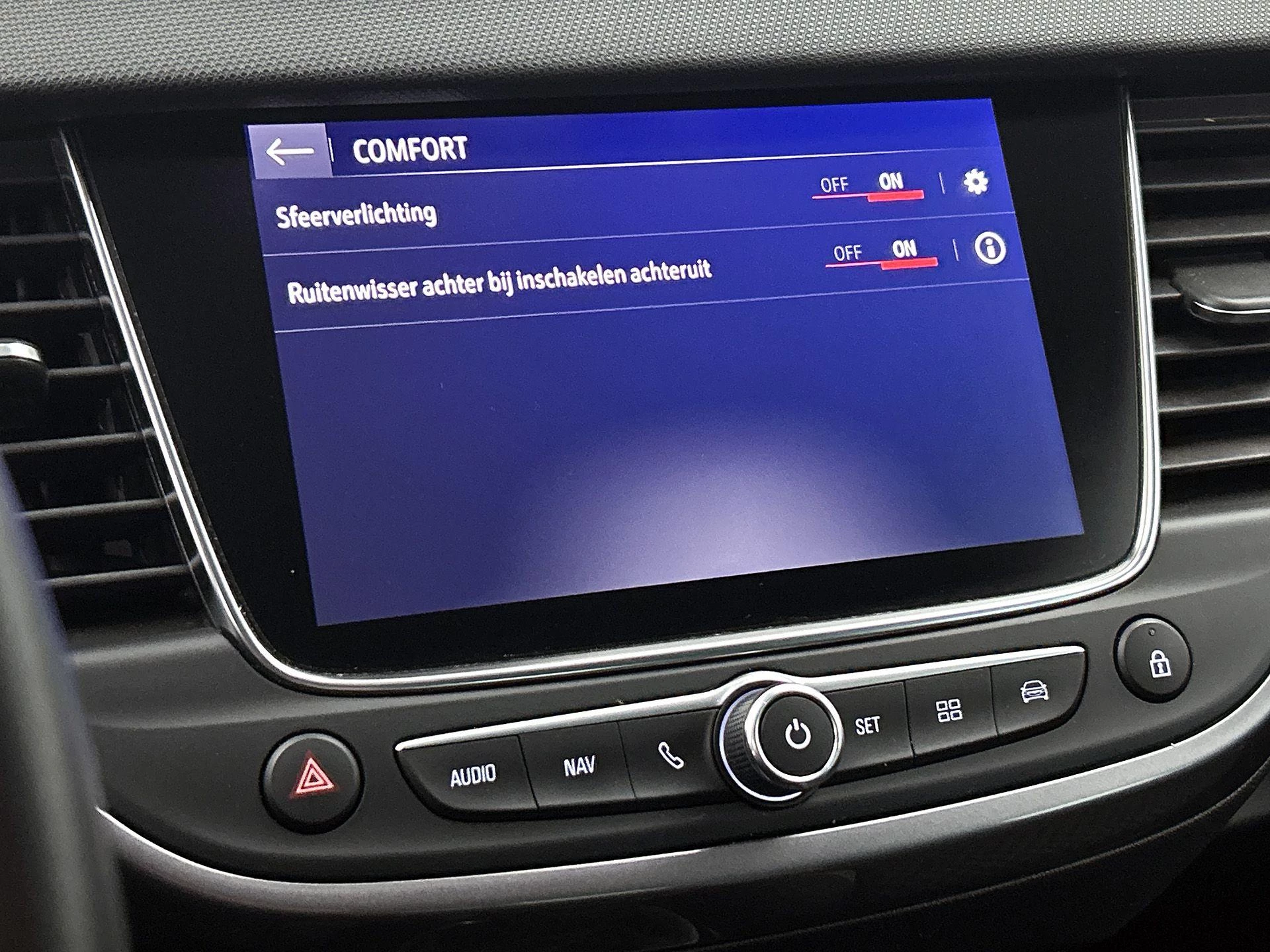 Opel-Crossland X-image-32