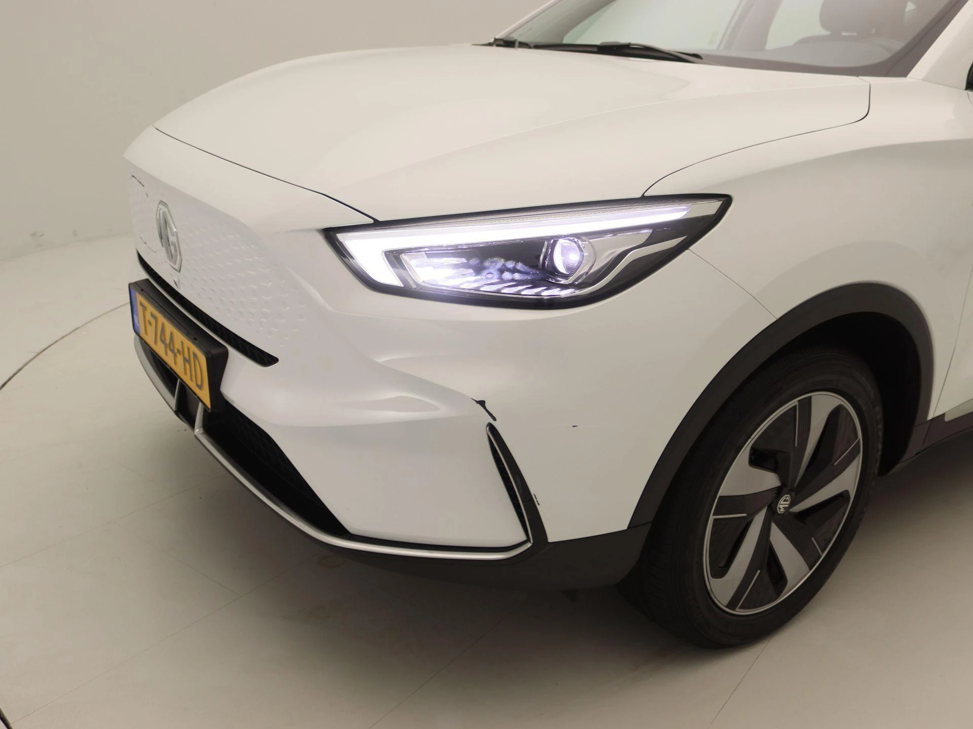 MG-ZS EV-image-14