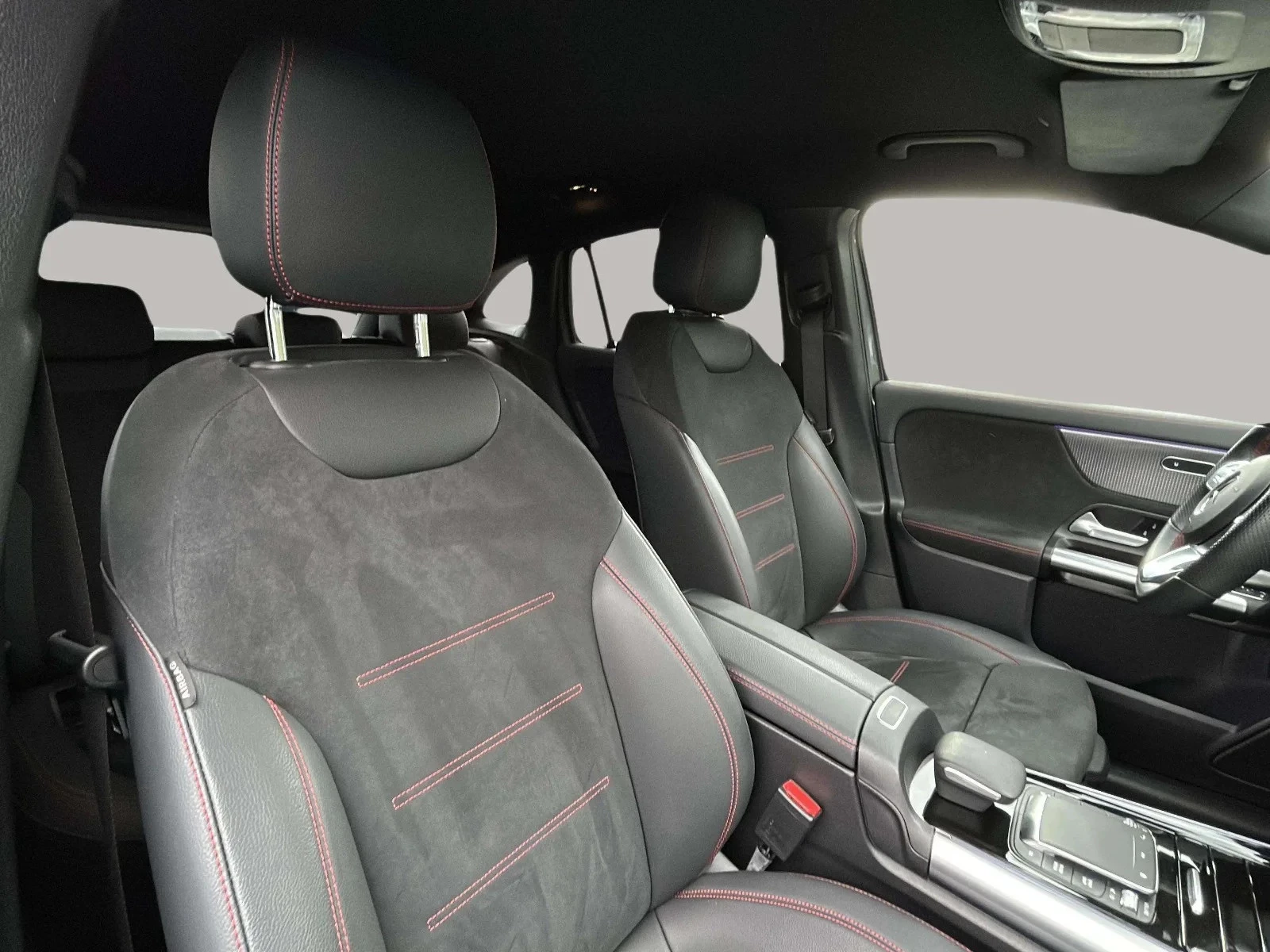 Mercedes-Benz-EQA-image-19