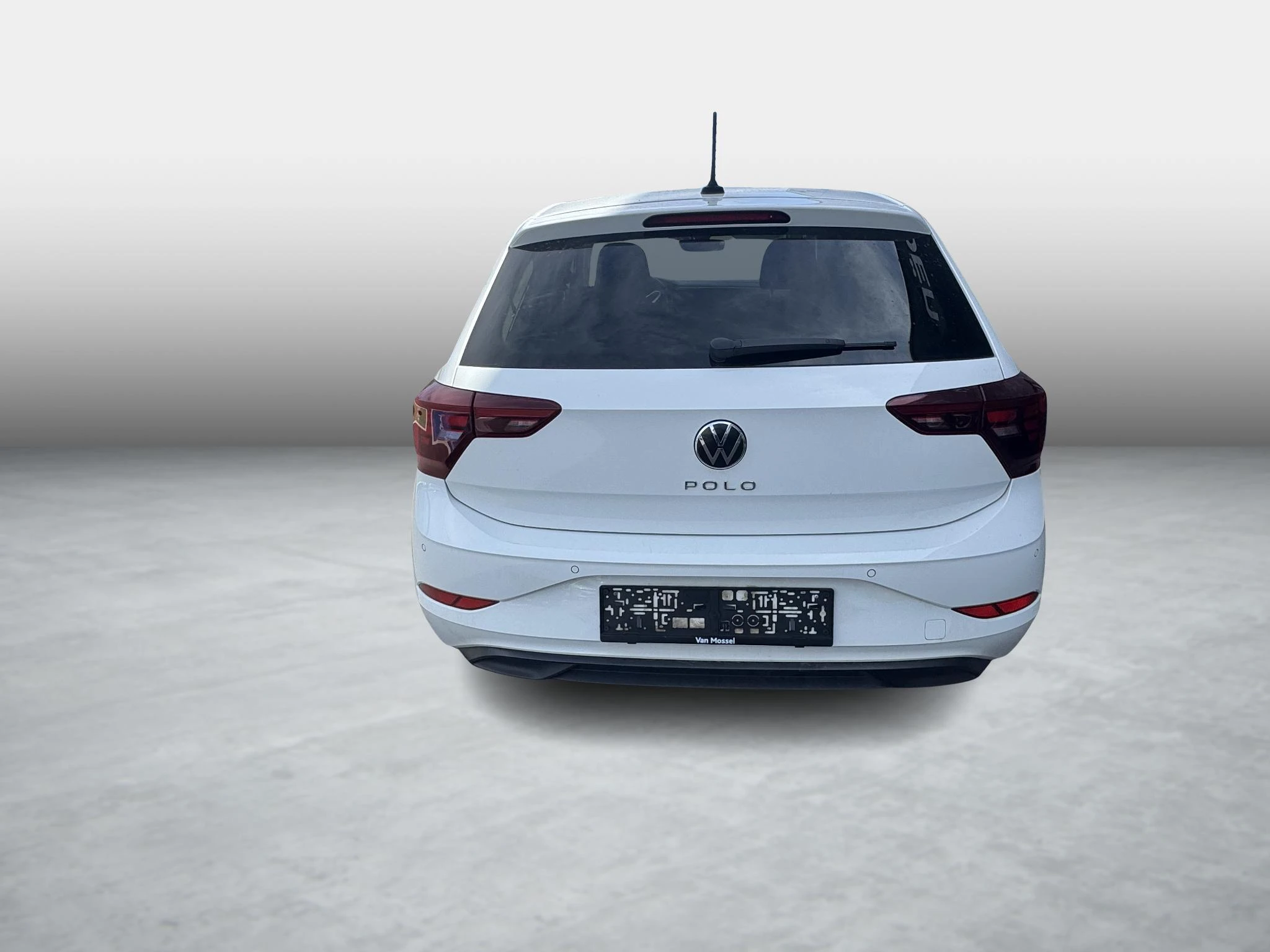 Volkswagen-Polo-image-3
