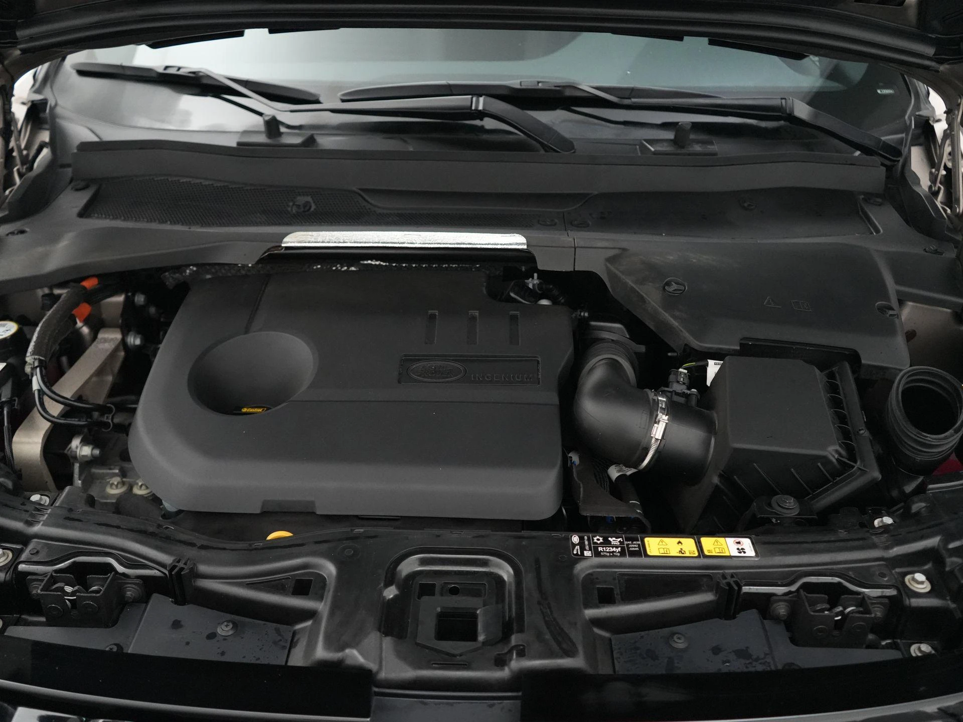 Land Rover-Discovery Sport-image-42