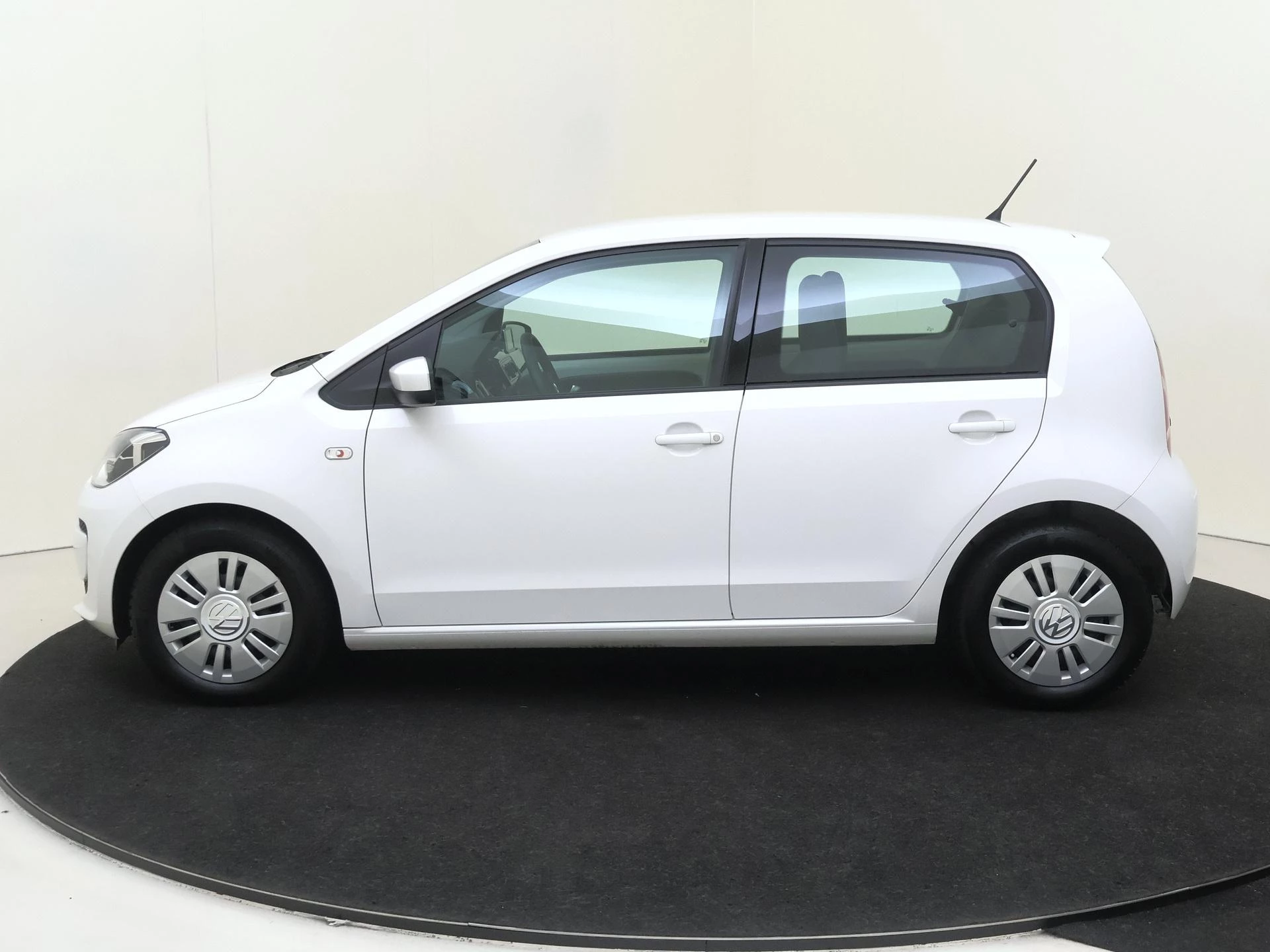Volkswagen up! 1.0 move up! BlueMotion