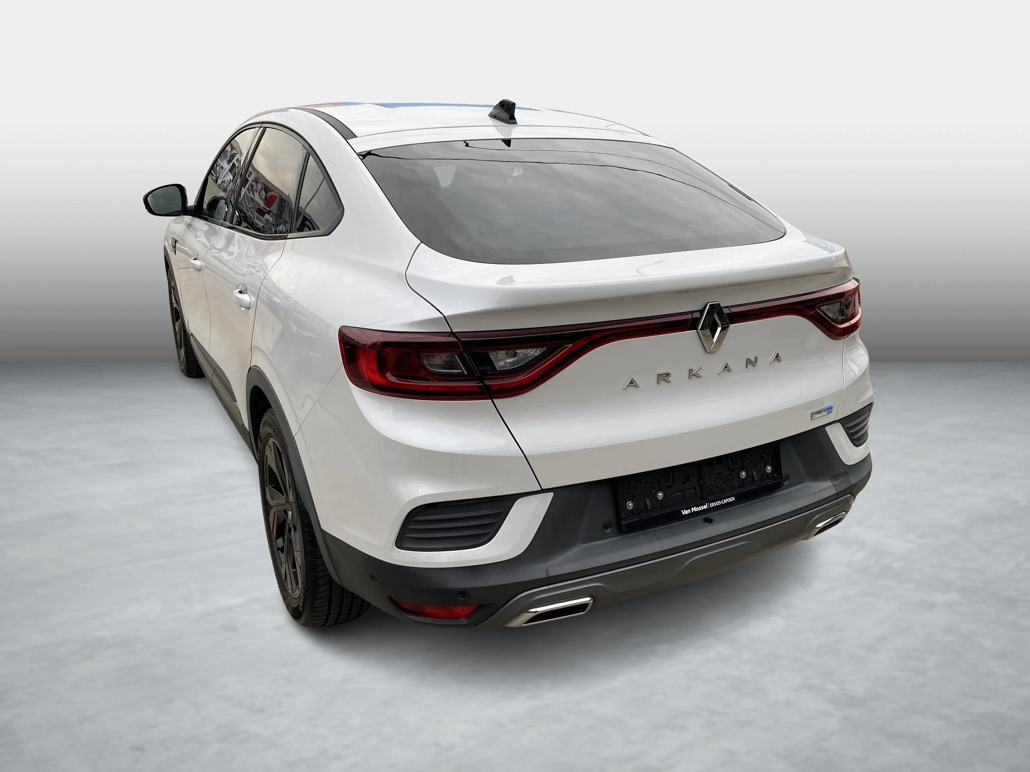 Renault-Arkana-image-4