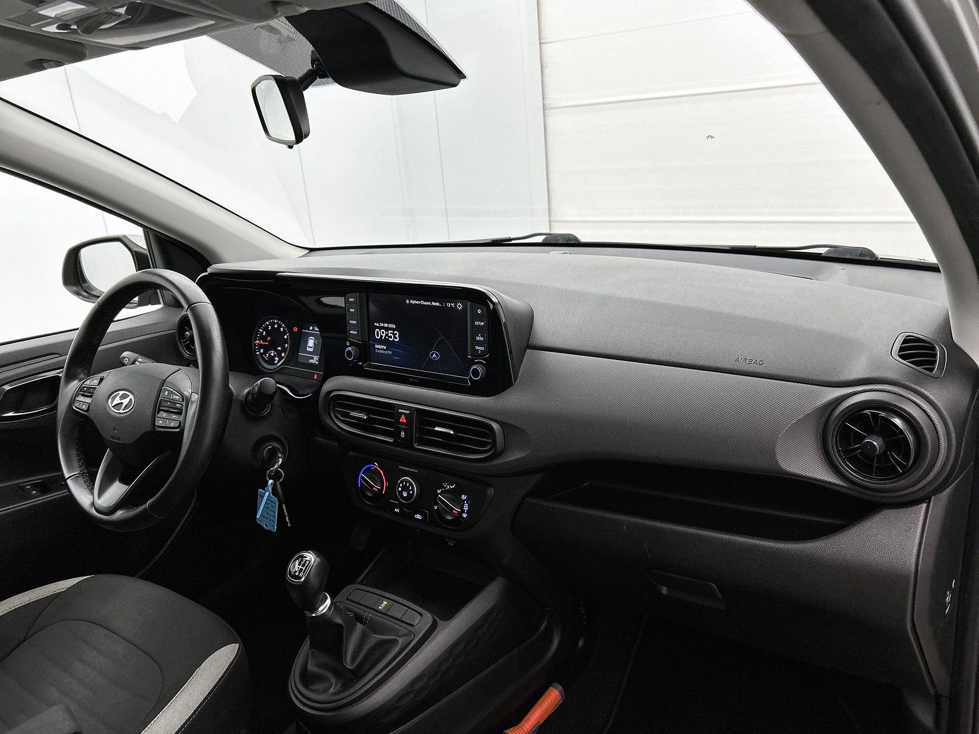 Hyundai-i10-image-15