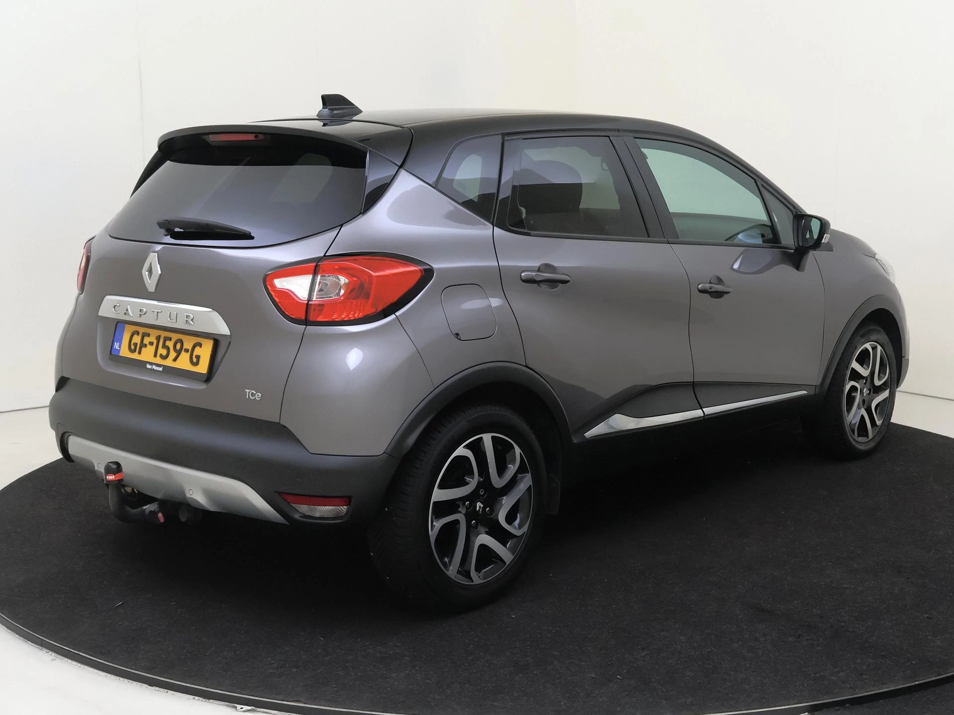 Renault-Captur-image-7