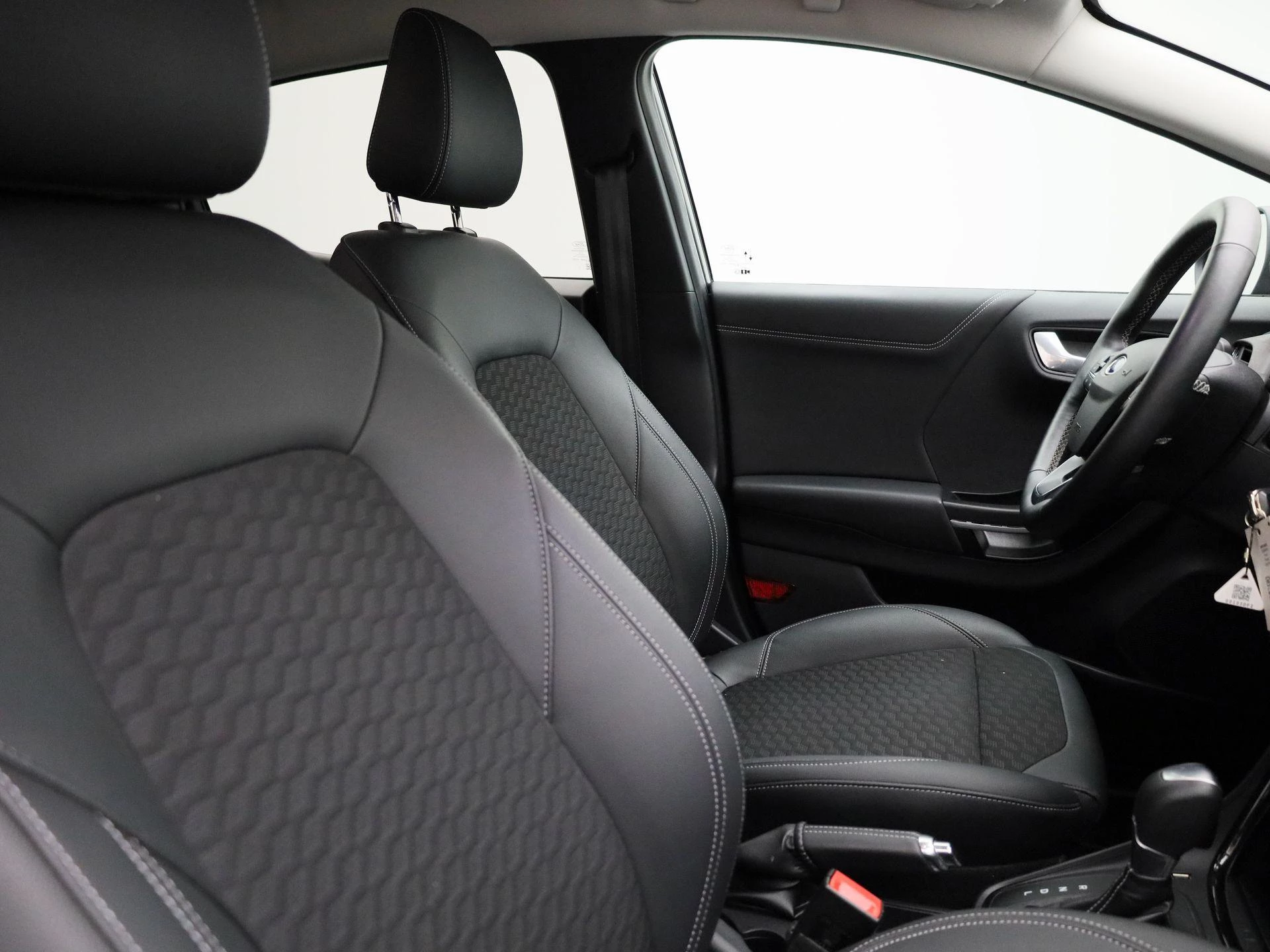 Ford Puma 1.0i Ecoboost MHEV Titanium | Winterpack | LED