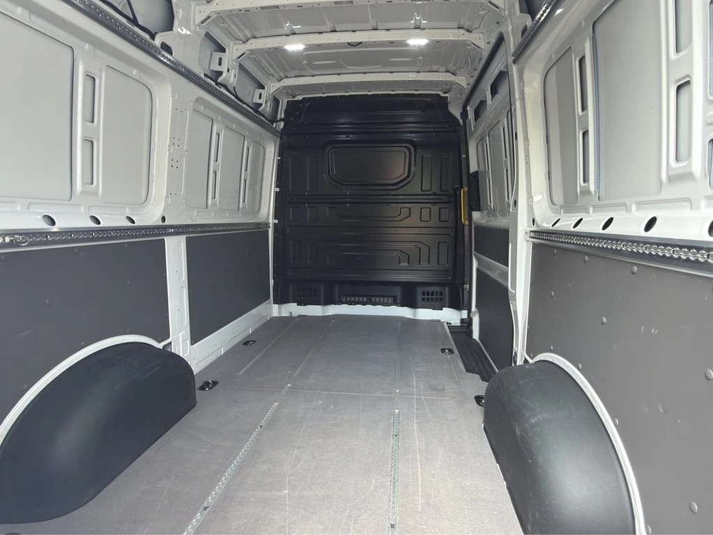 Volkswagen Crafter Kasten 30 mittellang Hochdach *KAMERA*AHK*TOTWINKEL*