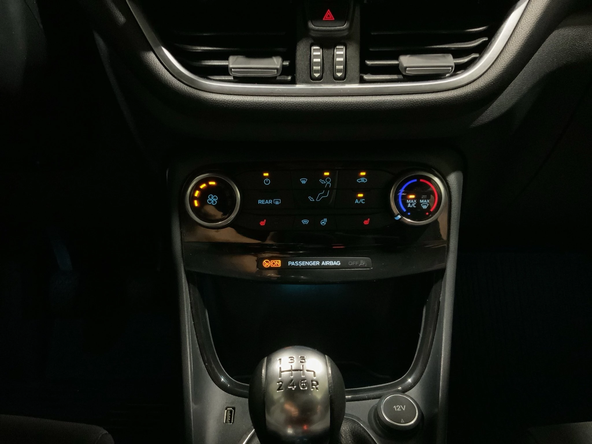 Ford Puma ST-Line Design MHEV | GJR | LED