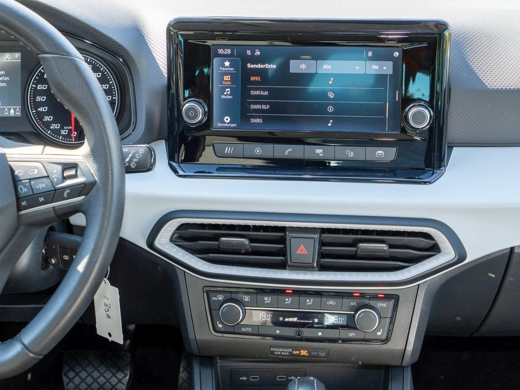 SEAT-Ibiza-image-14