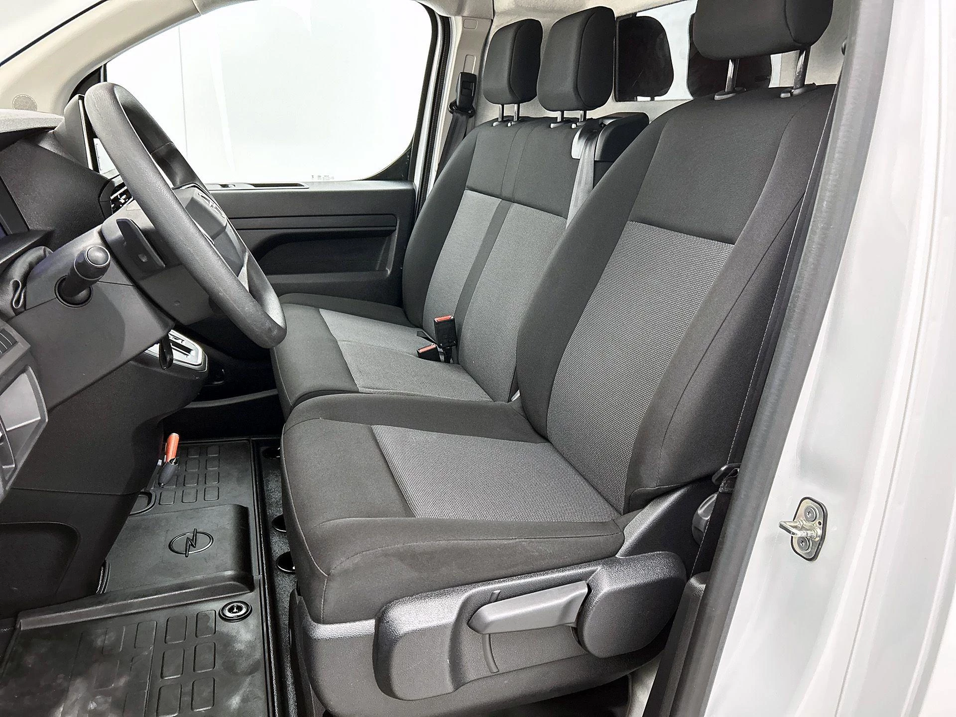 Opel Vivaro-e Electric L2 75 kWh