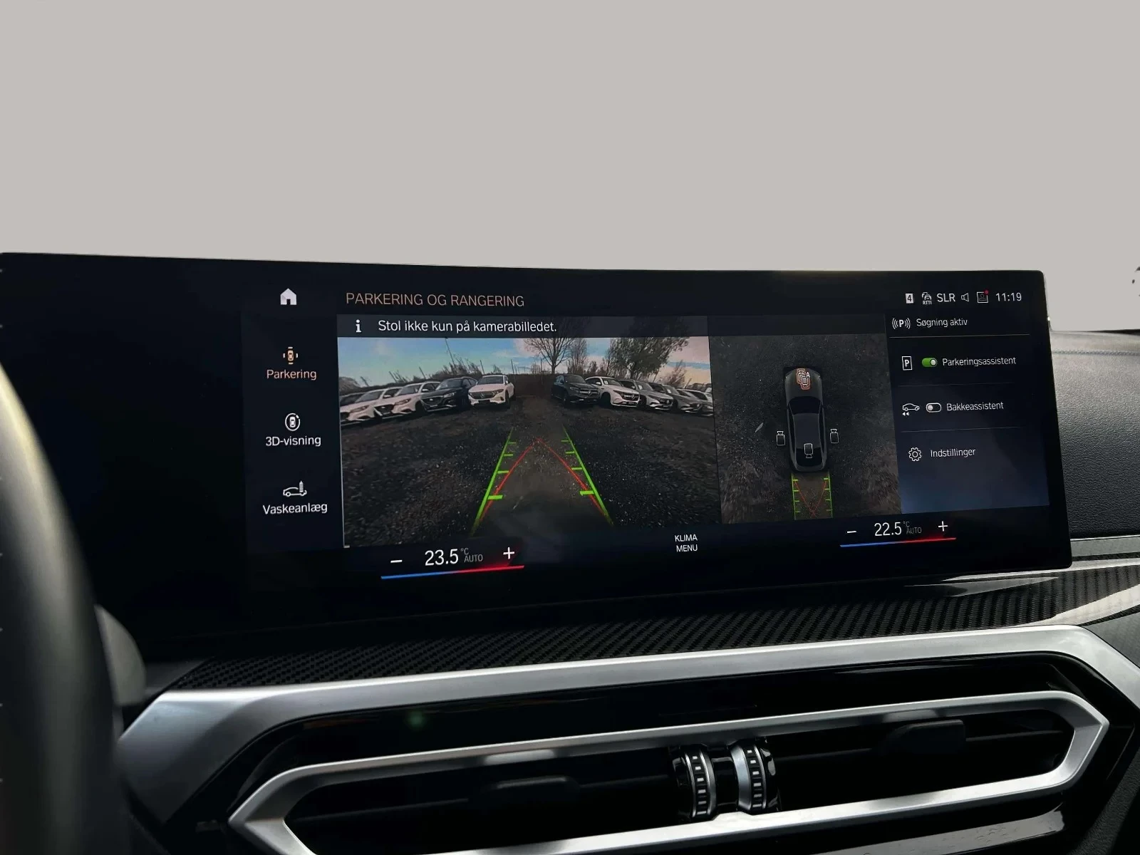 BMW-i4-image-19