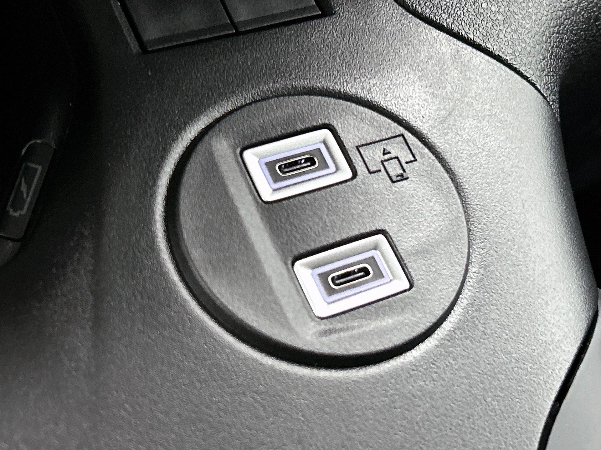 Opel-Combo-e-image-37