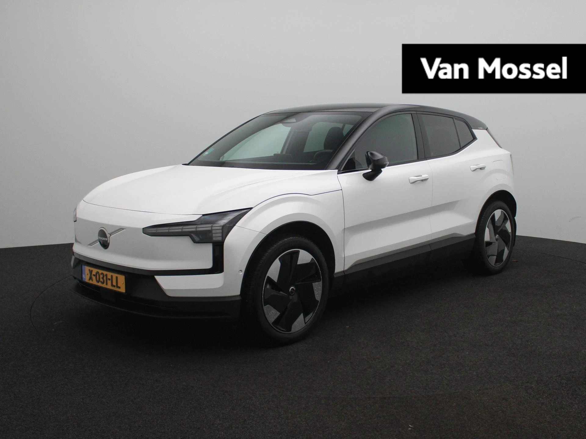 Volvo-EX30-image-0