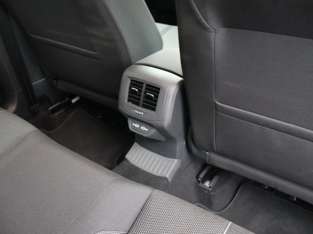 Volkswagen T-Roc T-Roc United 1.0TSI 110PK *VIRTUAL COCKPIT*CAMERA*ACC*PDC*APP-CONNECT*...*