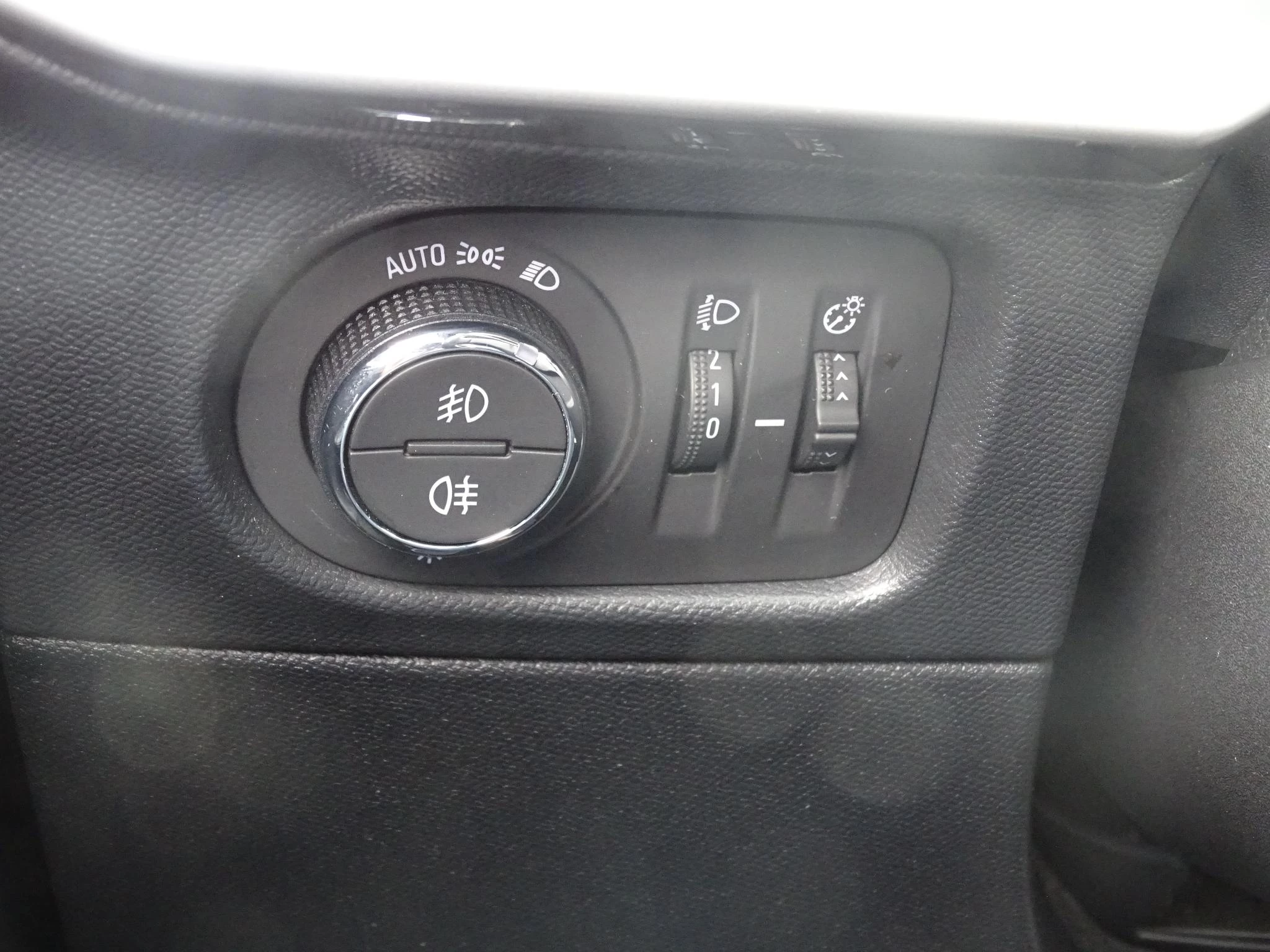 Opel-Mokka-image-26