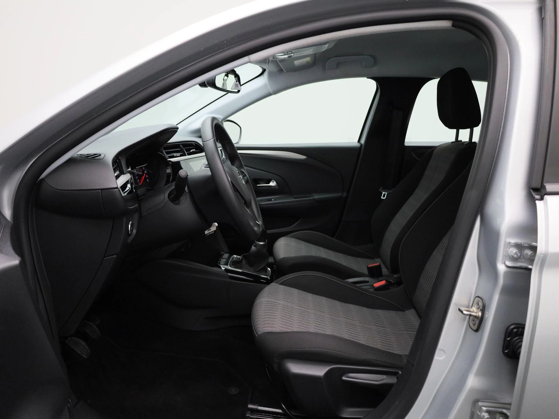 Opel-Corsa-image-8