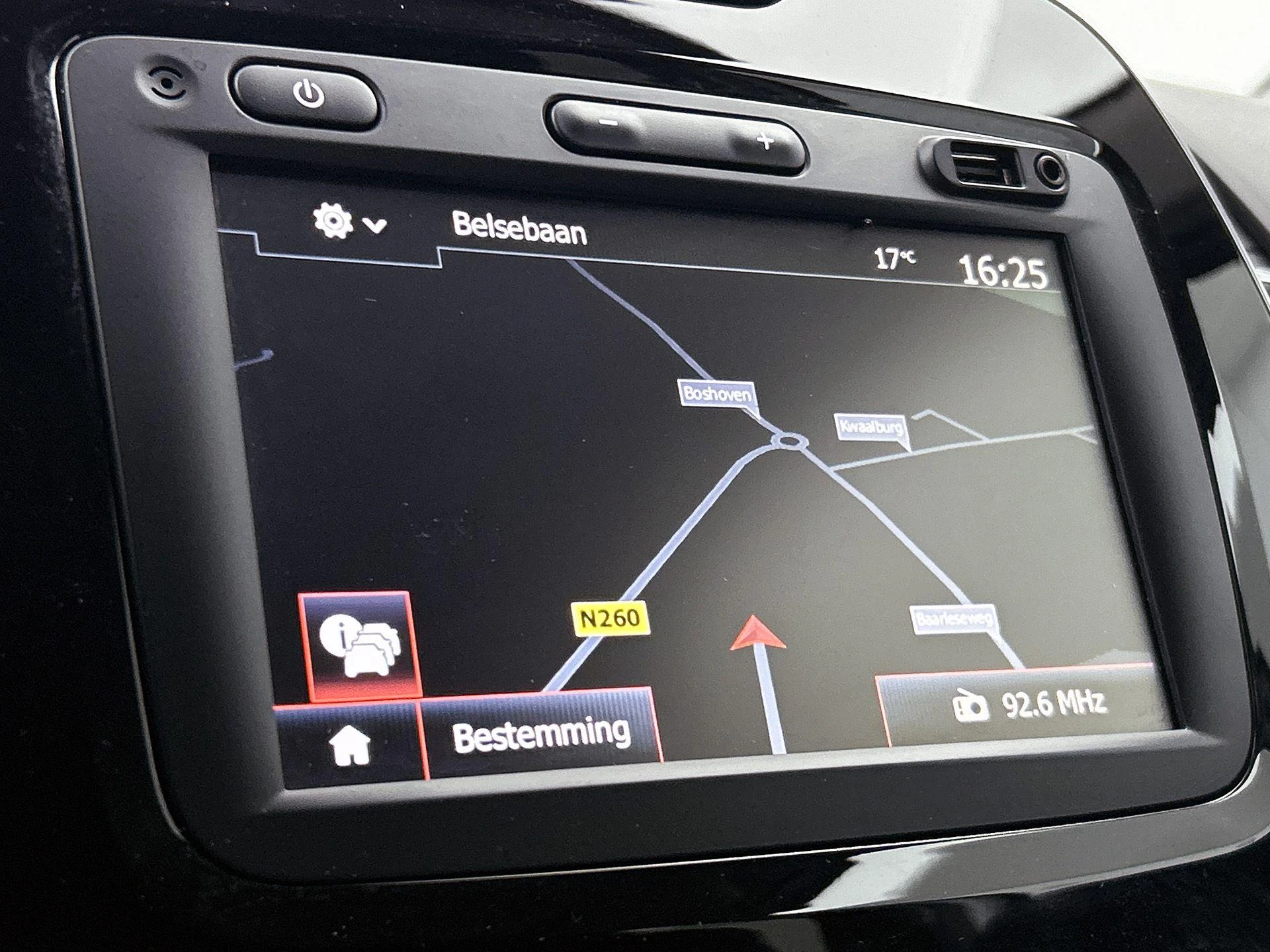 Renault-Captur-image-26