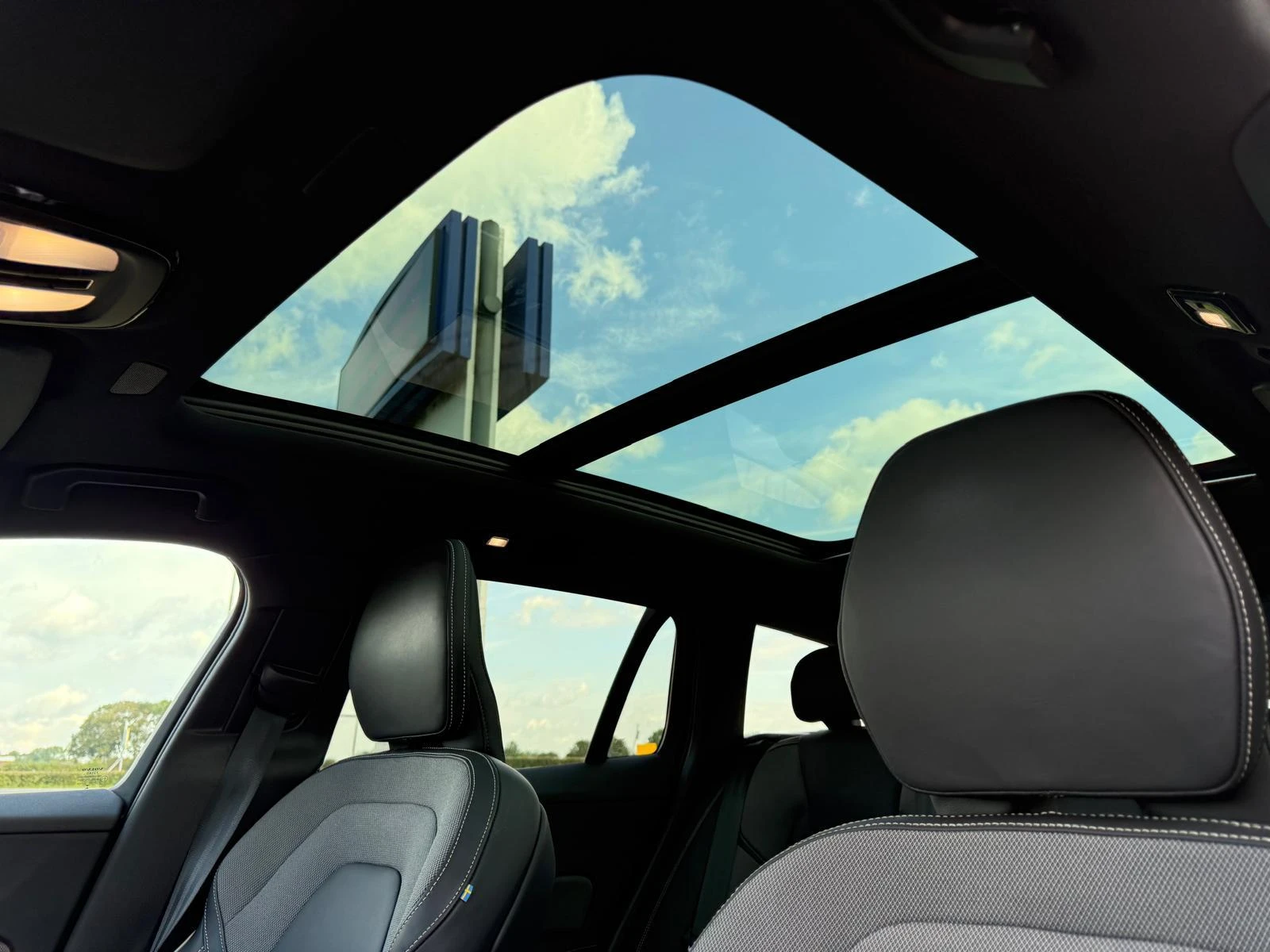 Volvo-V60-image-22